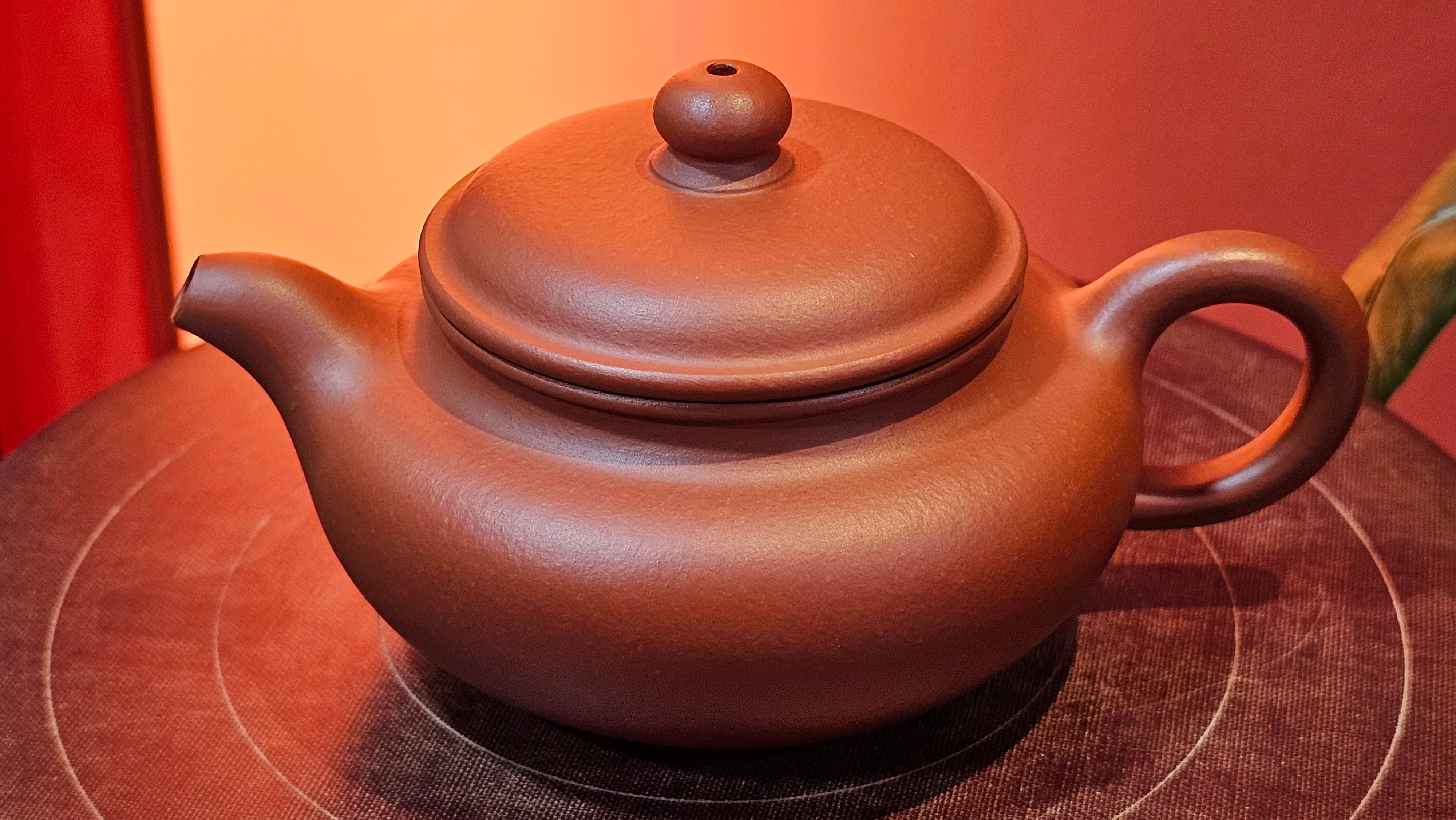 Fang Gu 仿古, 143.2ml, Xiao Mei Yao Zhu Ni 小煤窑朱泥, by Craftsman Shi Yun 石芸 ~ Congratulations!to Ms L.L.! 0744hrs 29th Nov 2025, Branchburg, NJ!