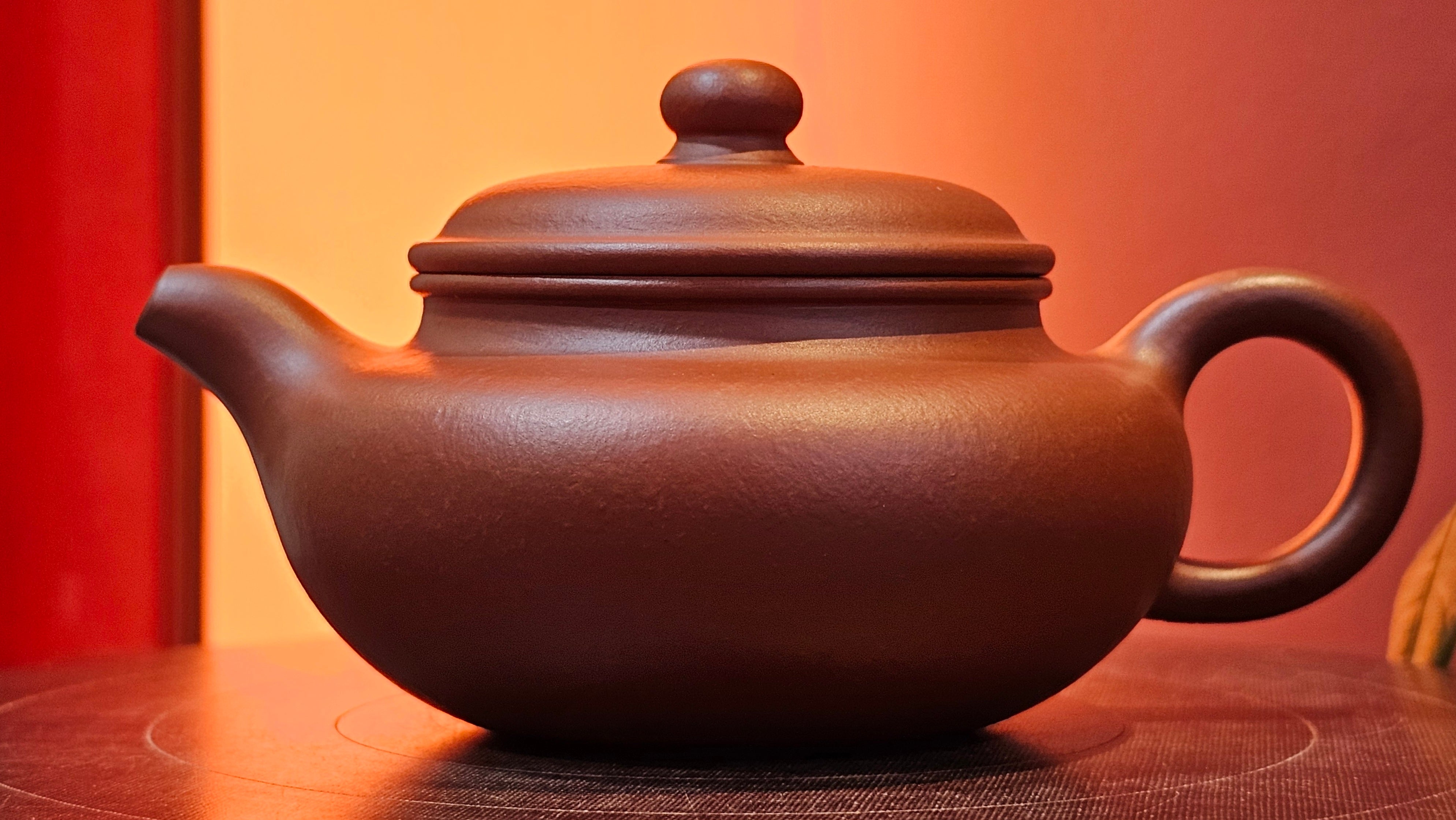 Fang Gu 仿古, 143.2ml, Xiao Mei Yao Zhu Ni 小煤窑朱泥, by Craftsman Shi Yun 石芸 ~ Congratulations!to Ms L.L.! 0744hrs 29th Nov 2025, Branchburg, NJ!