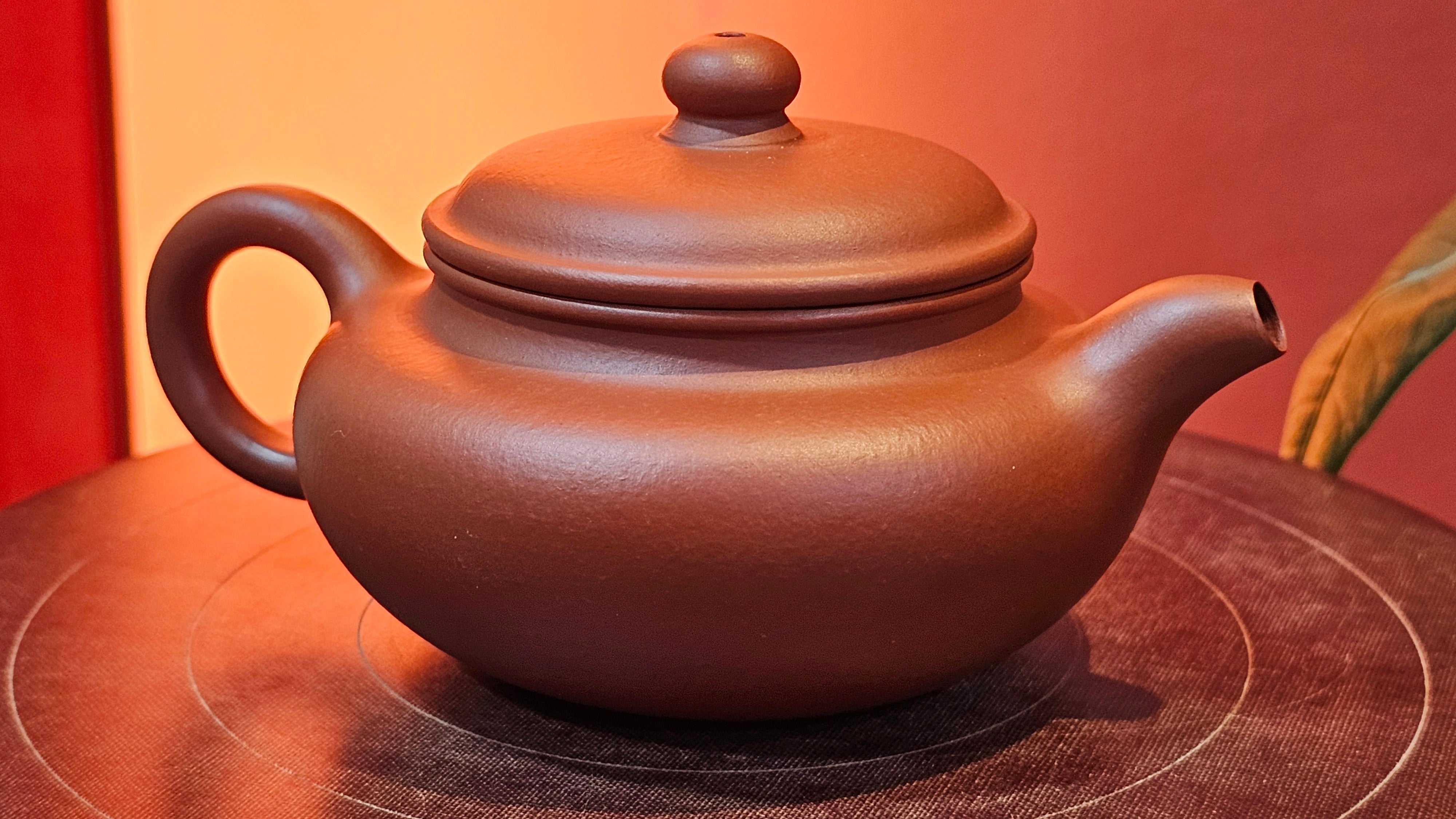 Fang Gu 仿古, 143.2ml, Xiao Mei Yao Zhu Ni 小煤窑朱泥, by Craftsman Shi Yun 石芸 ~ Congratulations!to Ms L.L.! 0744hrs 29th Nov 2025, Branchburg, NJ!