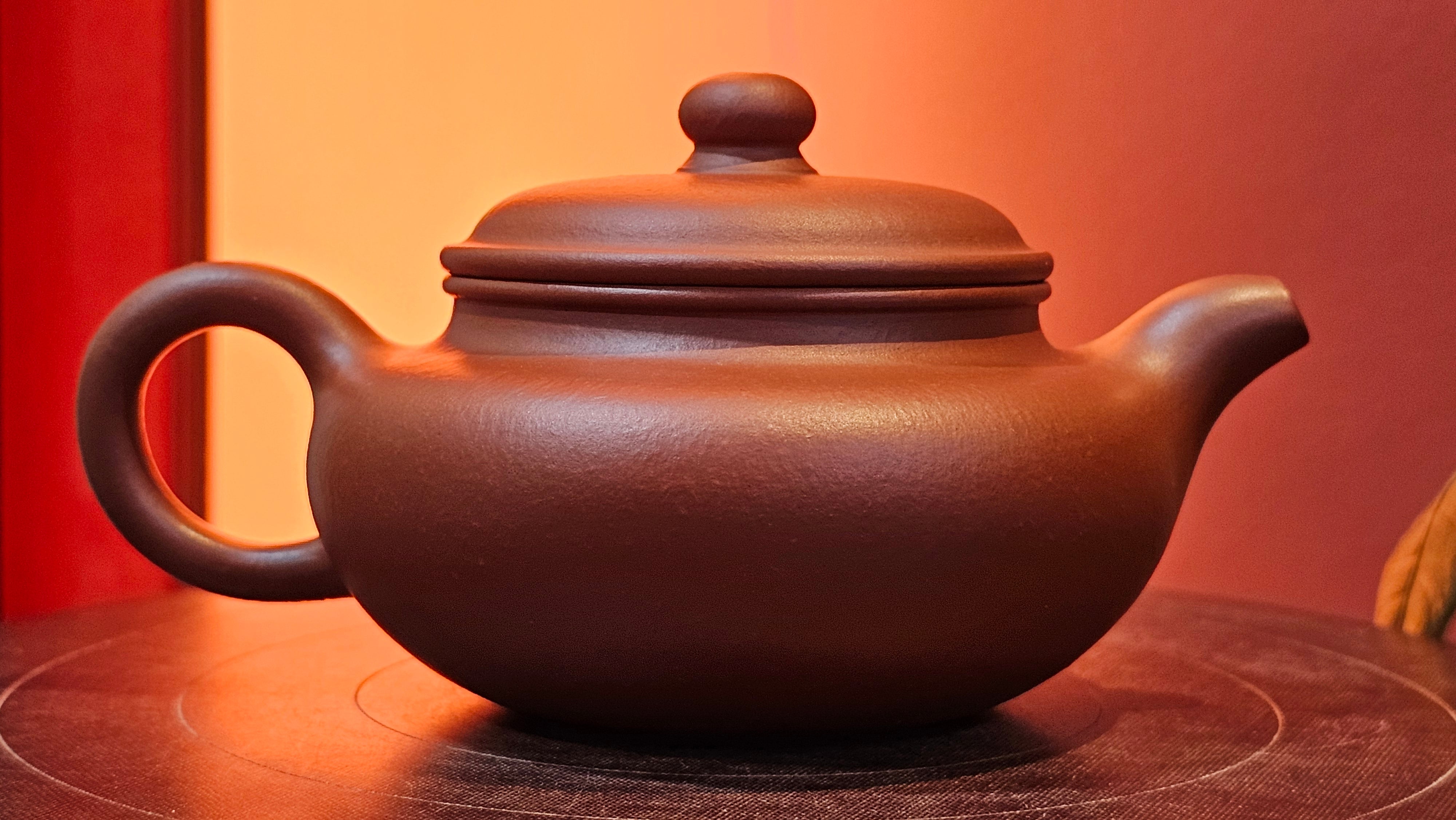 Fang Gu 仿古, 143.2ml, Xiao Mei Yao Zhu Ni 小煤窑朱泥, by Craftsman Shi Yun 石芸 ~ Congratulations!to Ms L.L.! 0744hrs 29th Nov 2025, Branchburg, NJ!