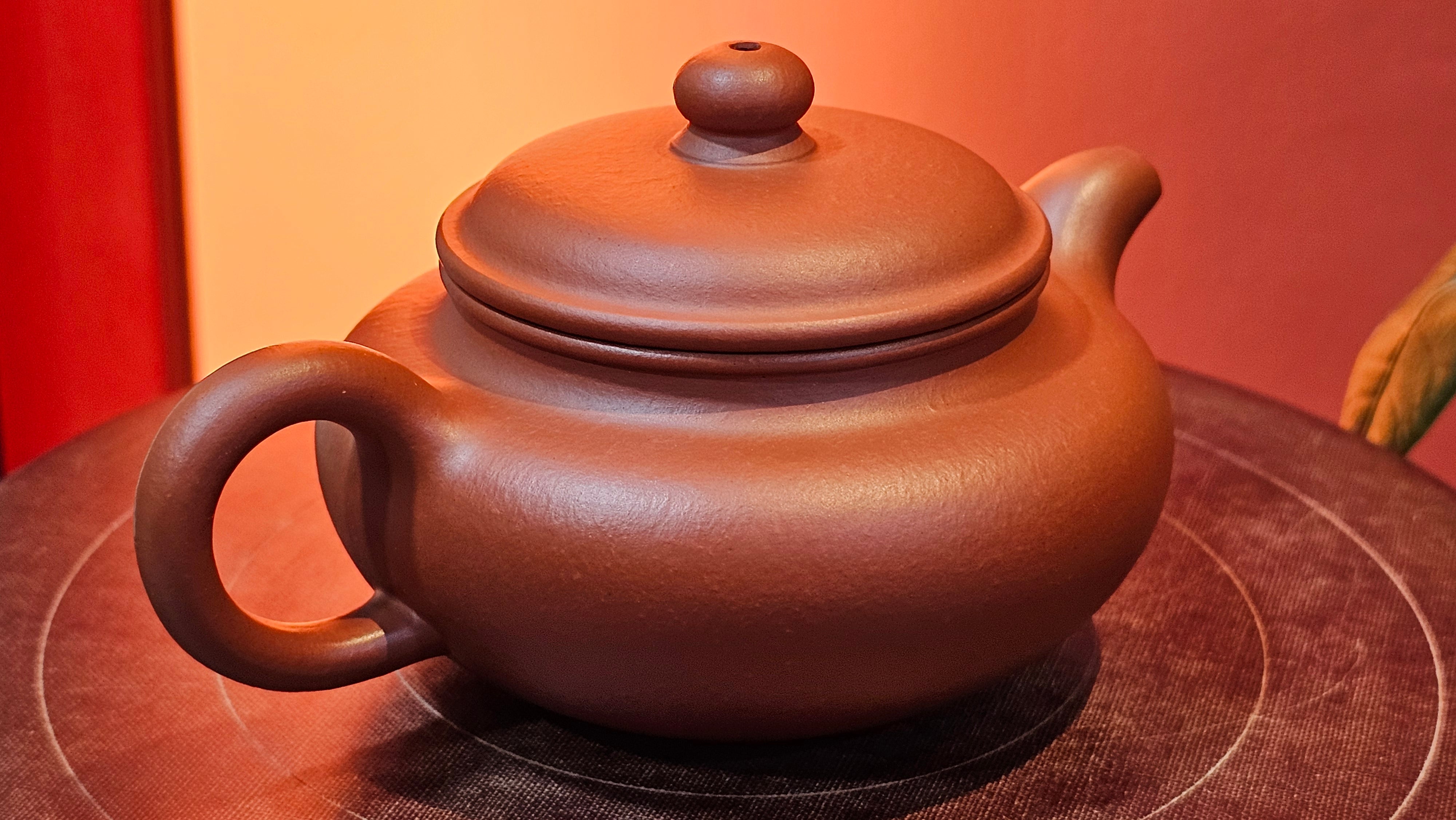 Fang Gu 仿古, 143.2ml, Xiao Mei Yao Zhu Ni 小煤窑朱泥, by Craftsman Shi Yun 石芸 ~ Congratulations!to Ms L.L.! 0744hrs 29th Nov 2025, Branchburg, NJ!