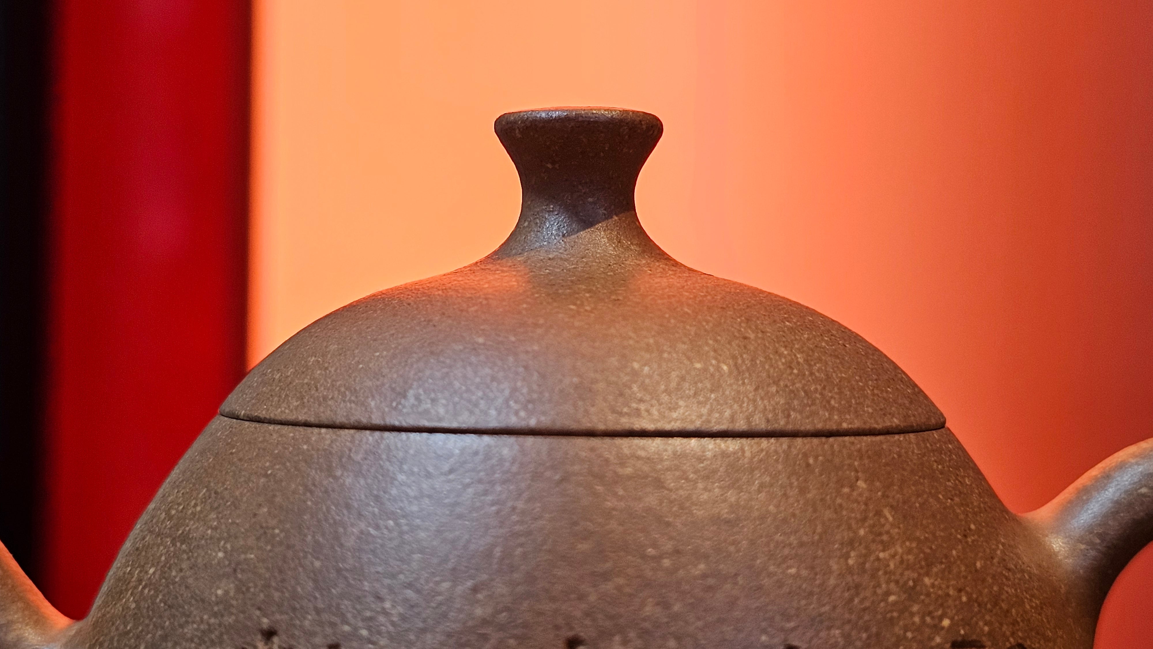 Gao Xiu Hu《高秀壶》, 181.2ml, Bao Shan Duan Ni 宝山段泥, by Craftsman Zhu Shu 朱舒 ~ With Engraving of Bamboos and Verse in Zhuan Shu 篆书 by Craftsman Yi Cheng 逸成!~Congratulations to Mr A.D.P.! 2242hrs 27th Nov 2025, Forest! Belgium🇧🇪!