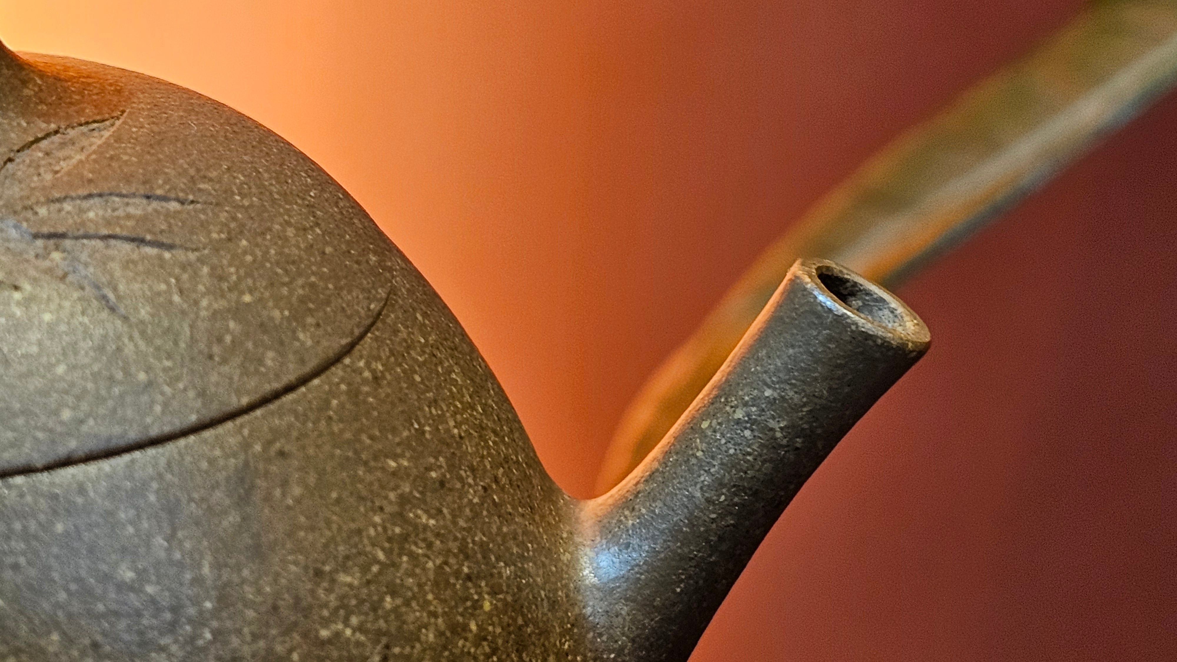 Gao Xiu Hu《高秀壶》, 181.2ml, Bao Shan Duan Ni 宝山段泥, by Craftsman Zhu Shu 朱舒 ~ With Engraving of Bamboos and Verse in Zhuan Shu 篆书 by Craftsman Yi Cheng 逸成!~Congratulations to Mr A.D.P.! 2242hrs 27th Nov 2025, Forest! Belgium🇧🇪!