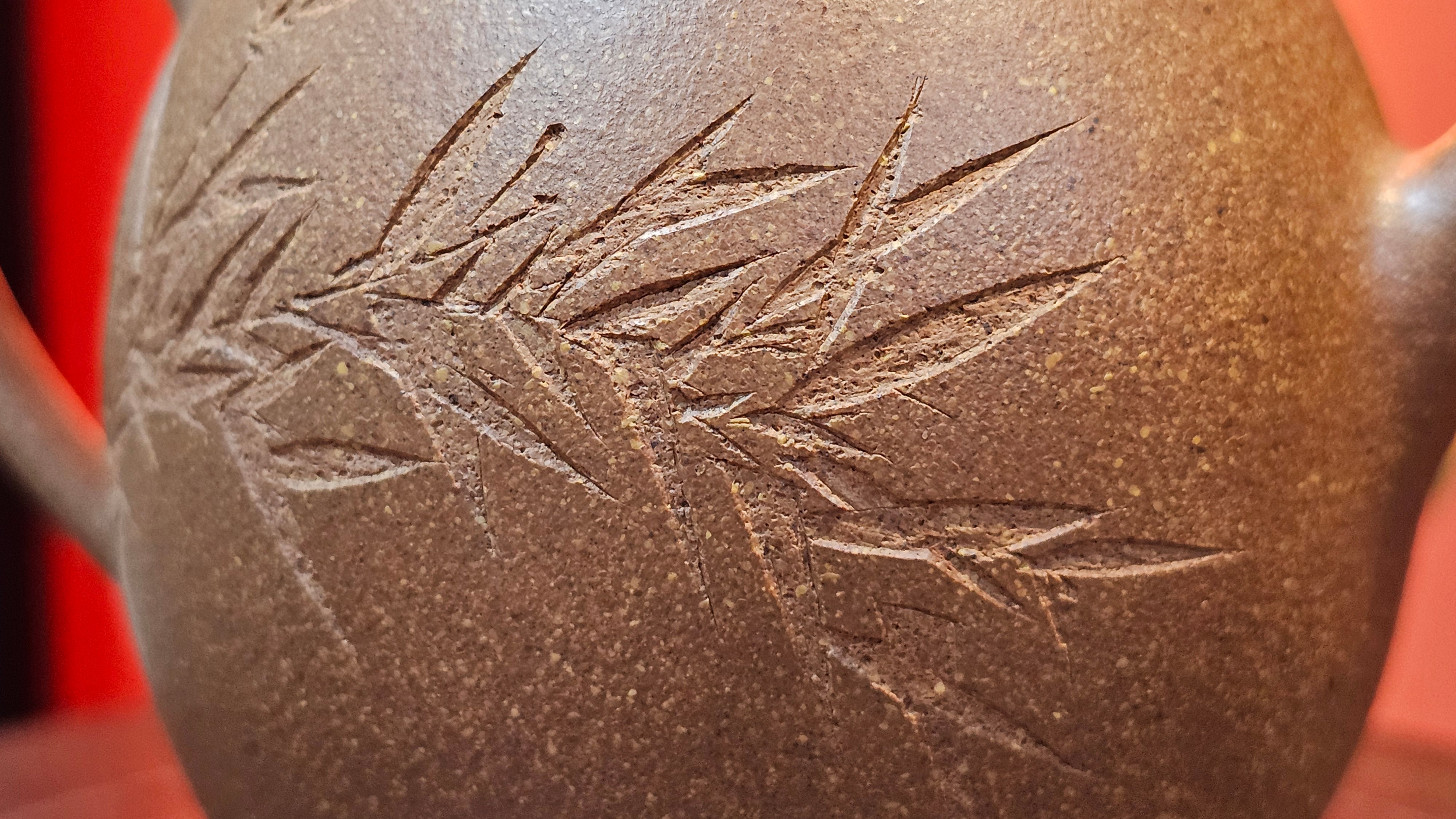 Gao Xiu Hu《高秀壶》, 181.2ml, Bao Shan Duan Ni 宝山段泥, by Craftsman Zhu Shu 朱舒 ~ With Engraving of Bamboos and Verse in Zhuan Shu 篆书 by Craftsman Yi Cheng 逸成!~Congratulations to Mr A.D.P.! 2242hrs 27th Nov 2025, Forest! Belgium🇧🇪!