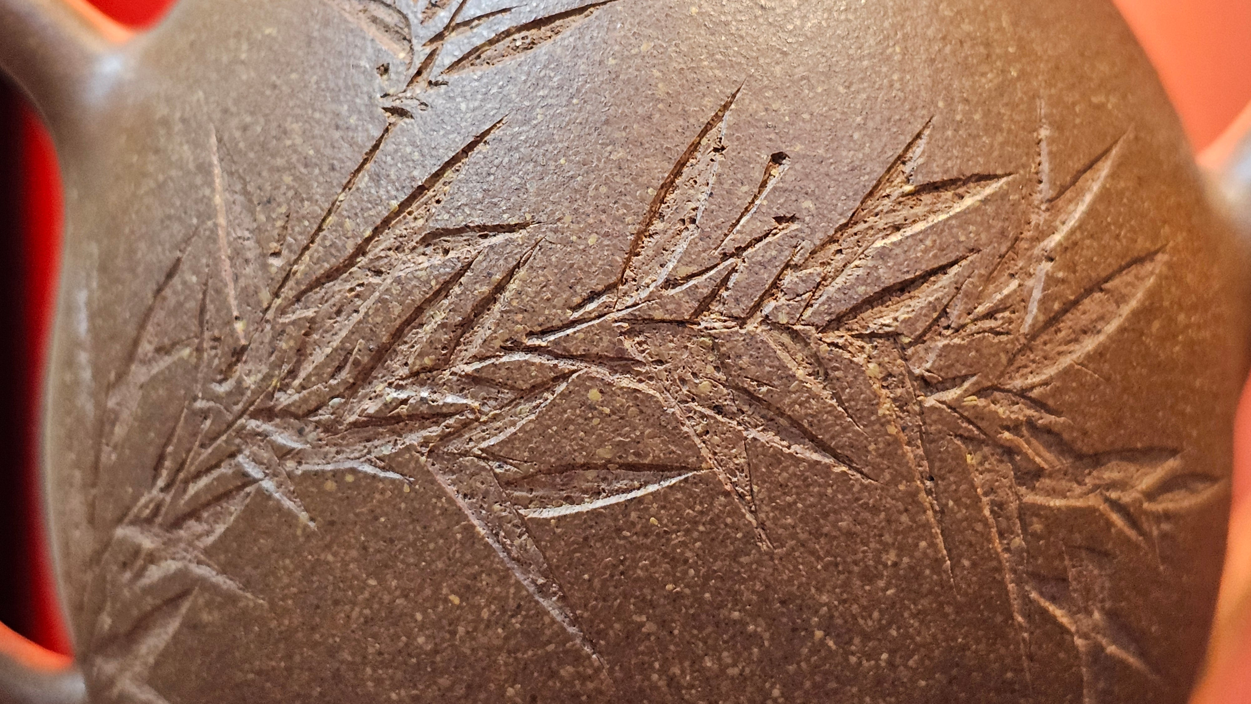 Gao Xiu Hu《高秀壶》, 181.2ml, Bao Shan Duan Ni 宝山段泥, by Craftsman Zhu Shu 朱舒 ~ With Engraving of Bamboos and Verse in Zhuan Shu 篆书 by Craftsman Yi Cheng 逸成!~Congratulations to Mr A.D.P.! 2242hrs 27th Nov 2025, Forest! Belgium🇧🇪!