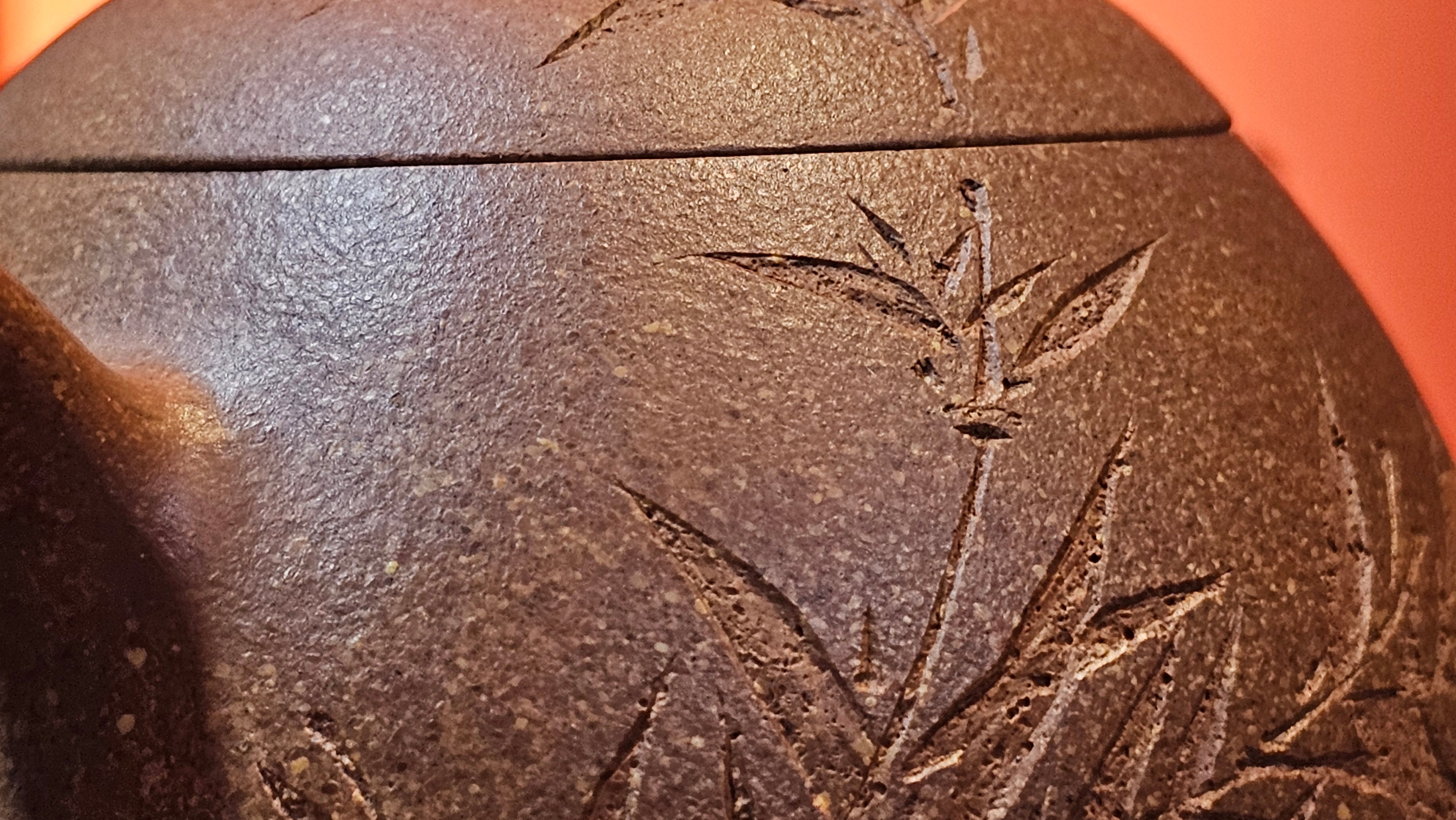 Gao Xiu Hu《高秀壶》, 181.2ml, Bao Shan Duan Ni 宝山段泥, by Craftsman Zhu Shu 朱舒 ~ With Engraving of Bamboos and Verse in Zhuan Shu 篆书 by Craftsman Yi Cheng 逸成!~Congratulations to Mr A.D.P.! 2242hrs 27th Nov 2025, Forest! Belgium🇧🇪!