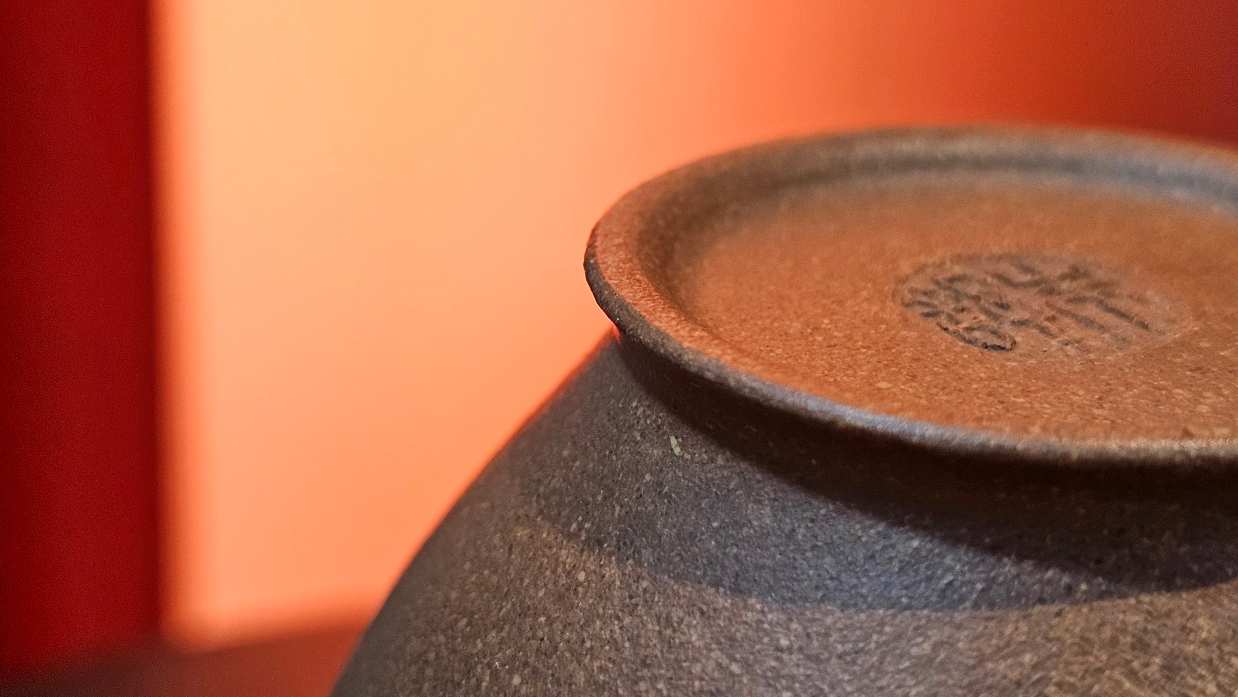 Gao Xiu Hu《高秀壶》, 181.2ml, Bao Shan Duan Ni 宝山段泥, by Craftsman Zhu Shu 朱舒 ~ With Engraving of Bamboos and Verse in Zhuan Shu 篆书 by Craftsman Yi Cheng 逸成!~Congratulations to Mr A.D.P.! 2242hrs 27th Nov 2025, Forest! Belgium🇧🇪!