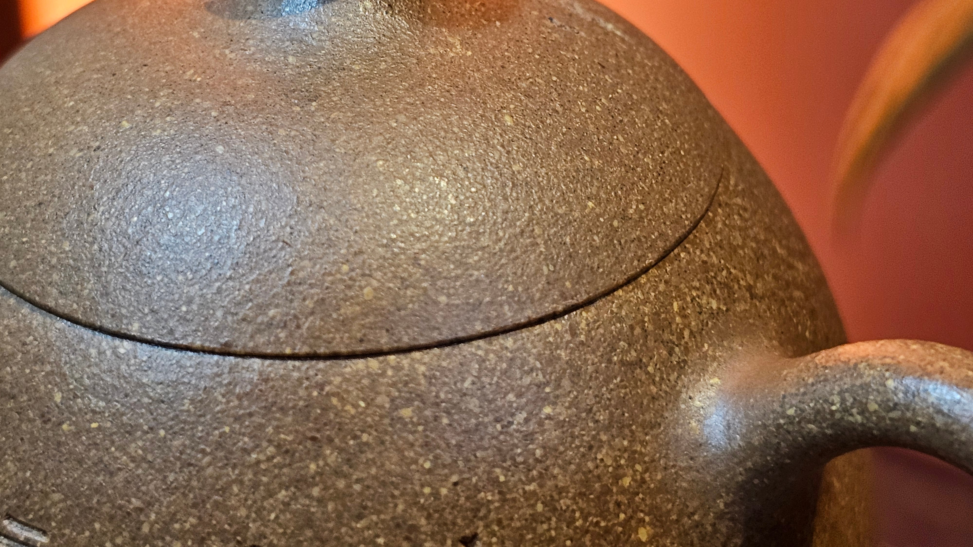 Gao Xiu Hu《高秀壶》, 182.9ml, Bao Shan Duan Ni 宝山段泥, by Craftsman Zhu Shu 朱舒 ~ With Engraving of Bamboos and Verse in Zhuan Shu 篆书 by Craftsman Yi Cheng 逸成!~ Congratulations!to Ms E.A.! 0009hrs 28th Nov 2025, Vineland! NJ!