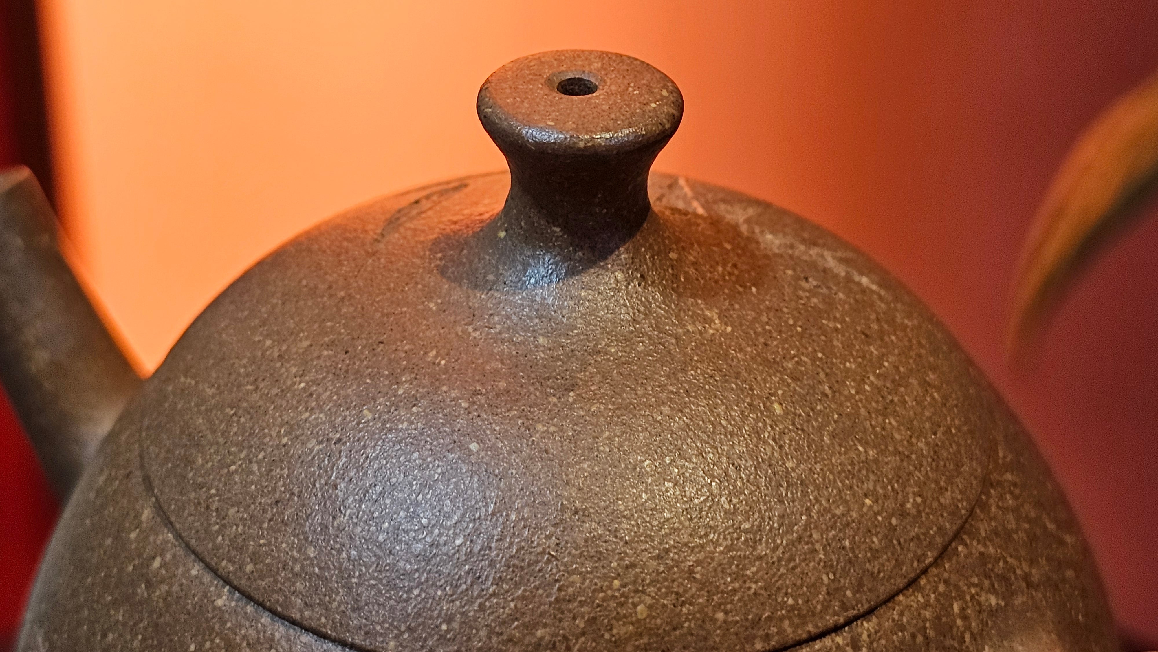 Gao Xiu Hu《高秀壶》, 182.9ml, Bao Shan Duan Ni 宝山段泥, by Craftsman Zhu Shu 朱舒 ~ With Engraving of Bamboos and Verse in Zhuan Shu 篆书 by Craftsman Yi Cheng 逸成!~ Congratulations!to Ms E.A.! 0009hrs 28th Nov 2025, Vineland! NJ!