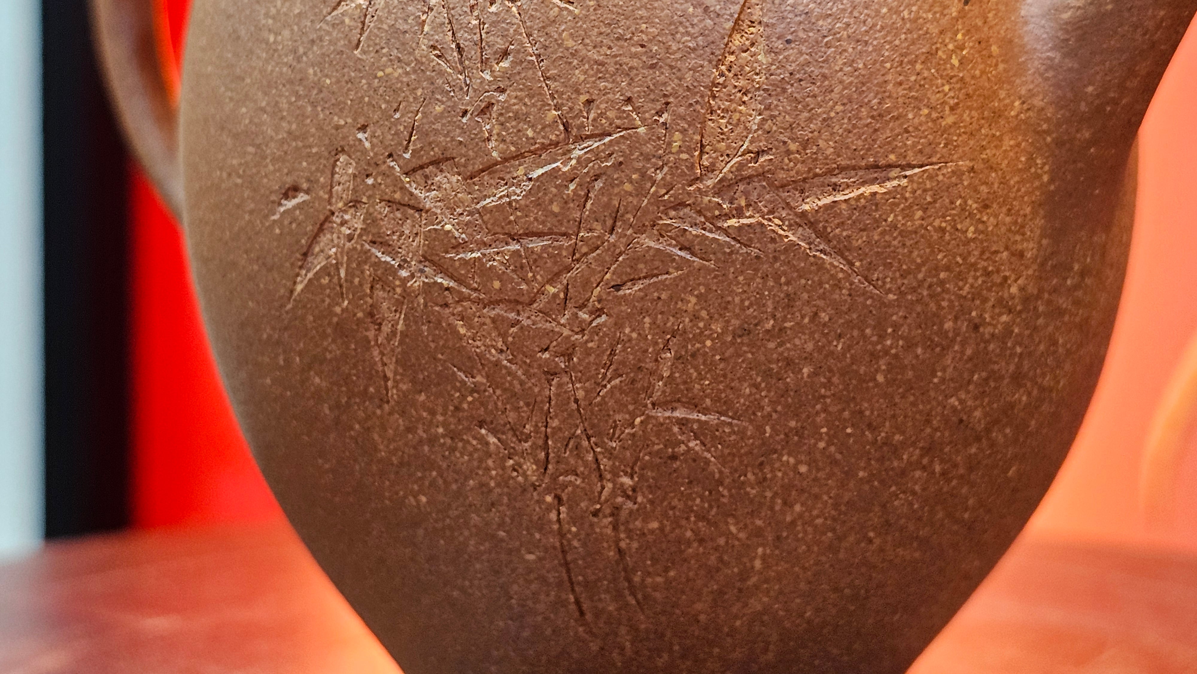 Gao Xiu Hu《高秀壶》, 182.9ml, Bao Shan Duan Ni 宝山段泥, by Craftsman Zhu Shu 朱舒 ~ With Engraving of Bamboos and Verse in Zhuan Shu 篆书 by Craftsman Yi Cheng 逸成!~ Congratulations!to Ms E.A.! 0009hrs 28th Nov 2025, Vineland! NJ!