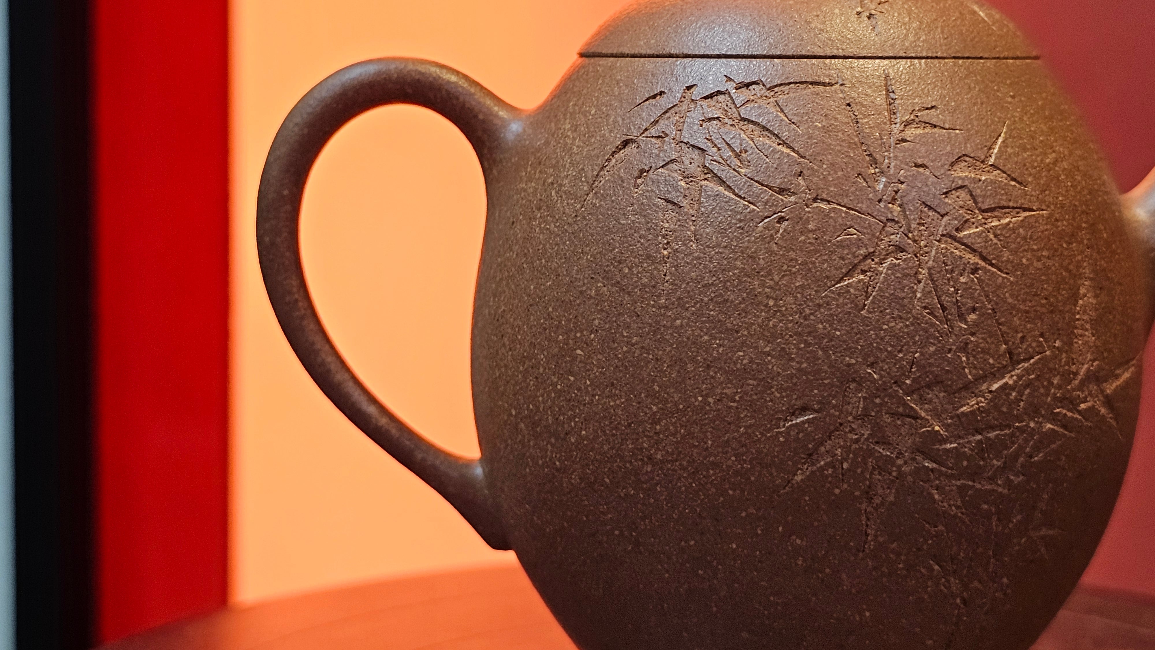 Gao Xiu Hu《高秀壶》, 182.9ml, Bao Shan Duan Ni 宝山段泥, by Craftsman Zhu Shu 朱舒 ~ With Engraving of Bamboos and Verse in Zhuan Shu 篆书 by Craftsman Yi Cheng 逸成!~ Congratulations!to Ms E.A.! 0009hrs 28th Nov 2025, Vineland! NJ!