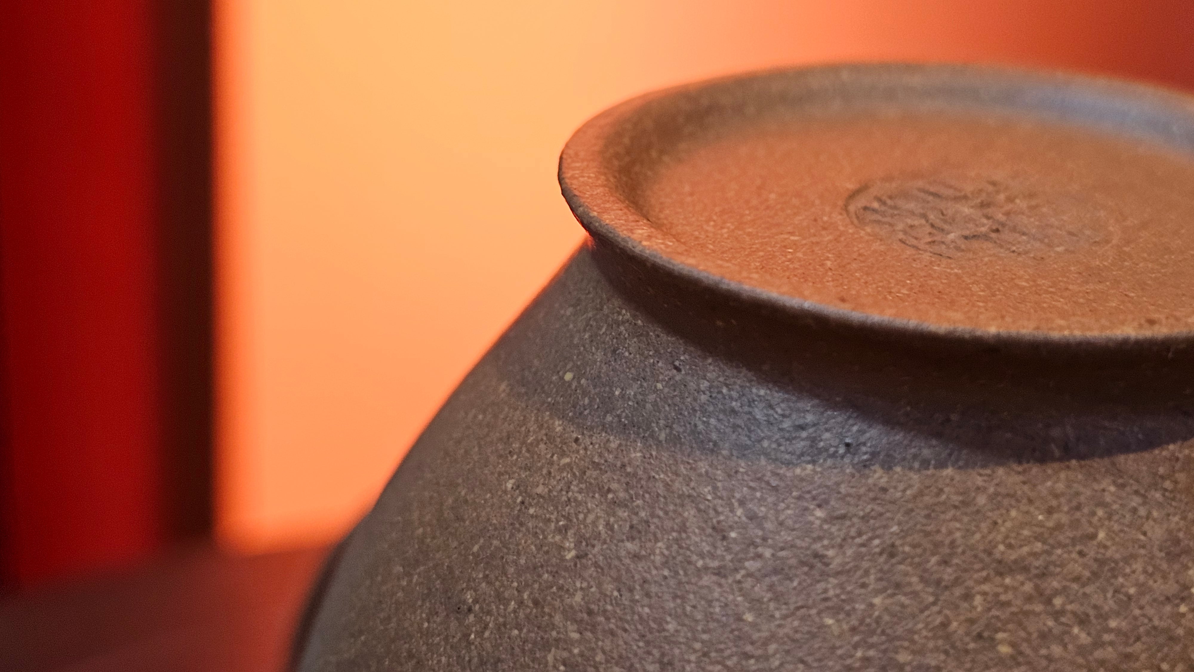 Gao Xiu Hu《高秀壶》, 182.9ml, Bao Shan Duan Ni 宝山段泥, by Craftsman Zhu Shu 朱舒 ~ With Engraving of Bamboos and Verse in Zhuan Shu 篆书 by Craftsman Yi Cheng 逸成!~ Congratulations!to Ms E.A.! 0009hrs 28th Nov 2025, Vineland! NJ!