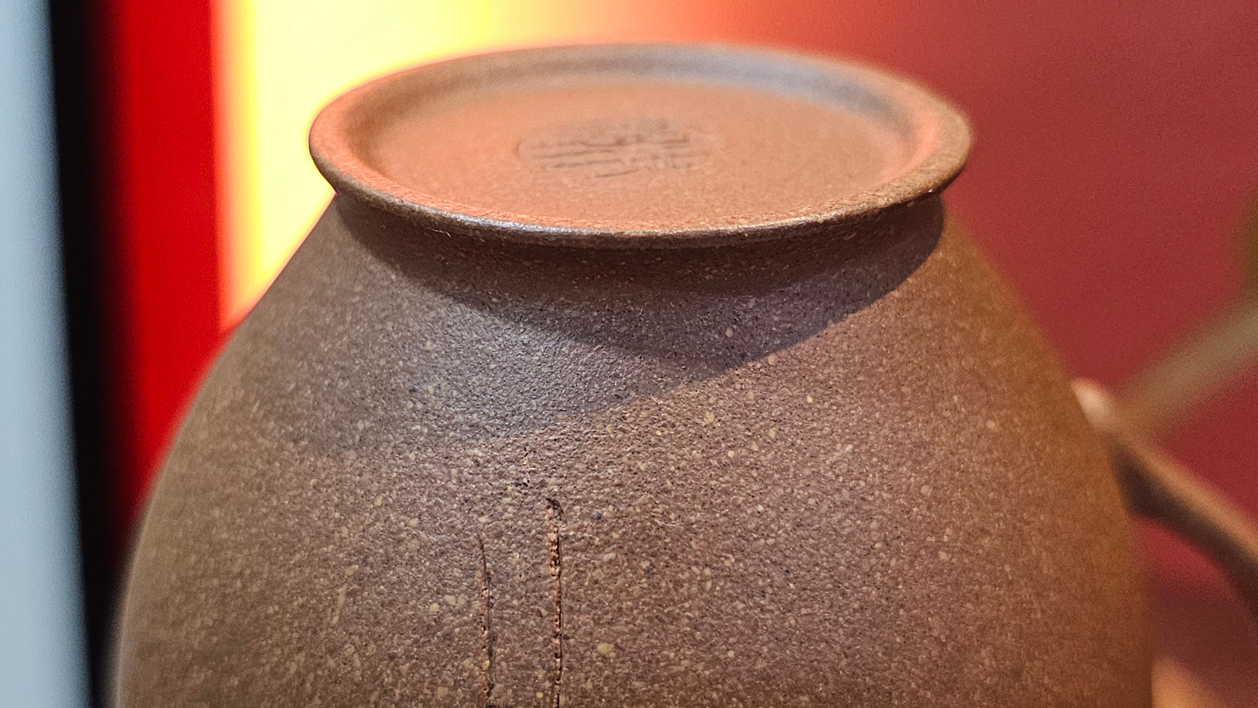 Gao Xiu Hu《高秀壶》, 182.9ml, Bao Shan Duan Ni 宝山段泥, by Craftsman Zhu Shu 朱舒 ~ With Engraving of Bamboos and Verse in Zhuan Shu 篆书 by Craftsman Yi Cheng 逸成!~ Congratulations!to Ms E.A.! 0009hrs 28th Nov 2025, Vineland! NJ!