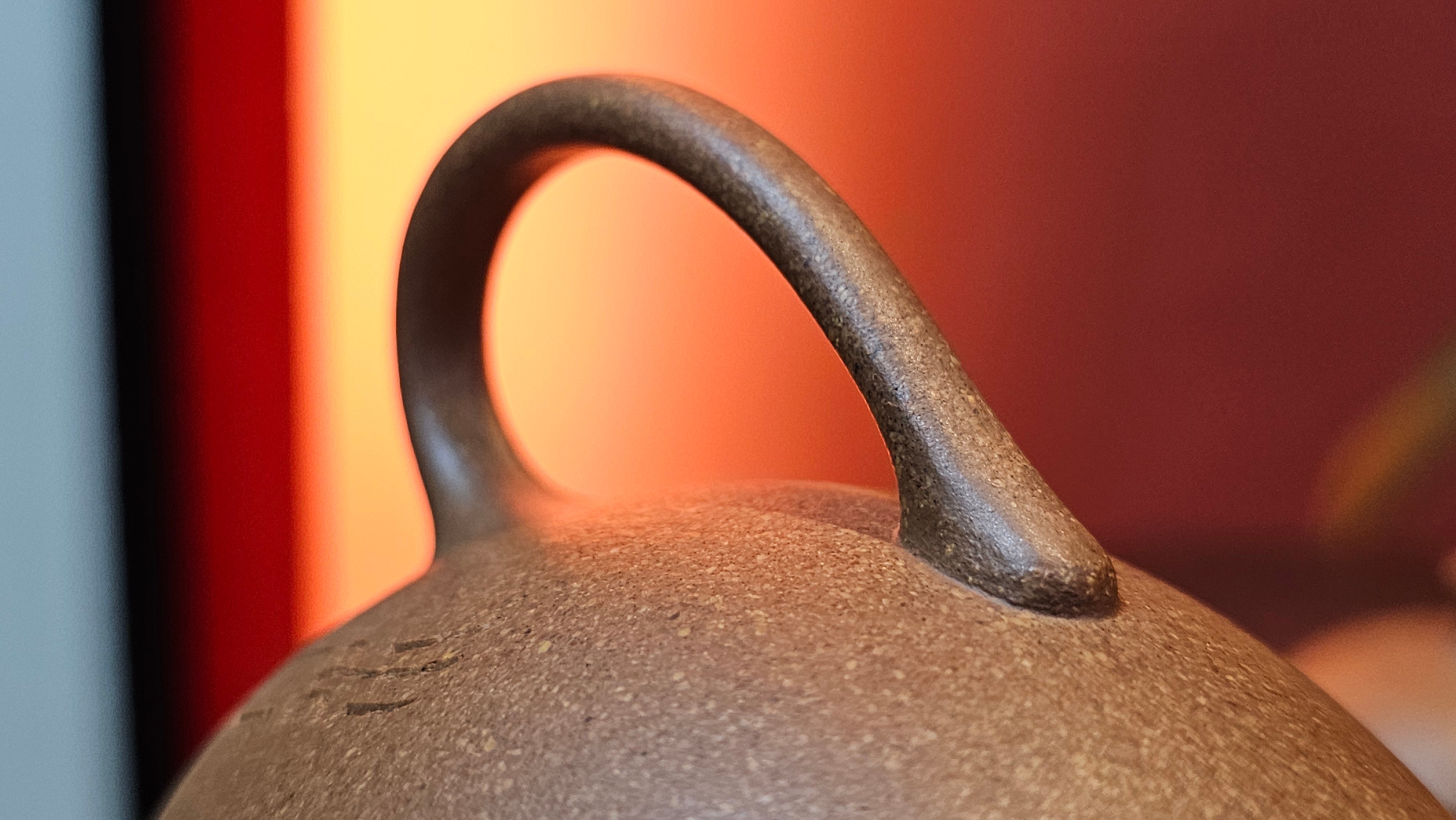 Gao Xiu Hu《高秀壶》, 182.9ml, Bao Shan Duan Ni 宝山段泥, by Craftsman Zhu Shu 朱舒 ~ With Engraving of Bamboos and Verse in Zhuan Shu 篆书 by Craftsman Yi Cheng 逸成!~ Congratulations!to Ms E.A.! 0009hrs 28th Nov 2025, Vineland! NJ!