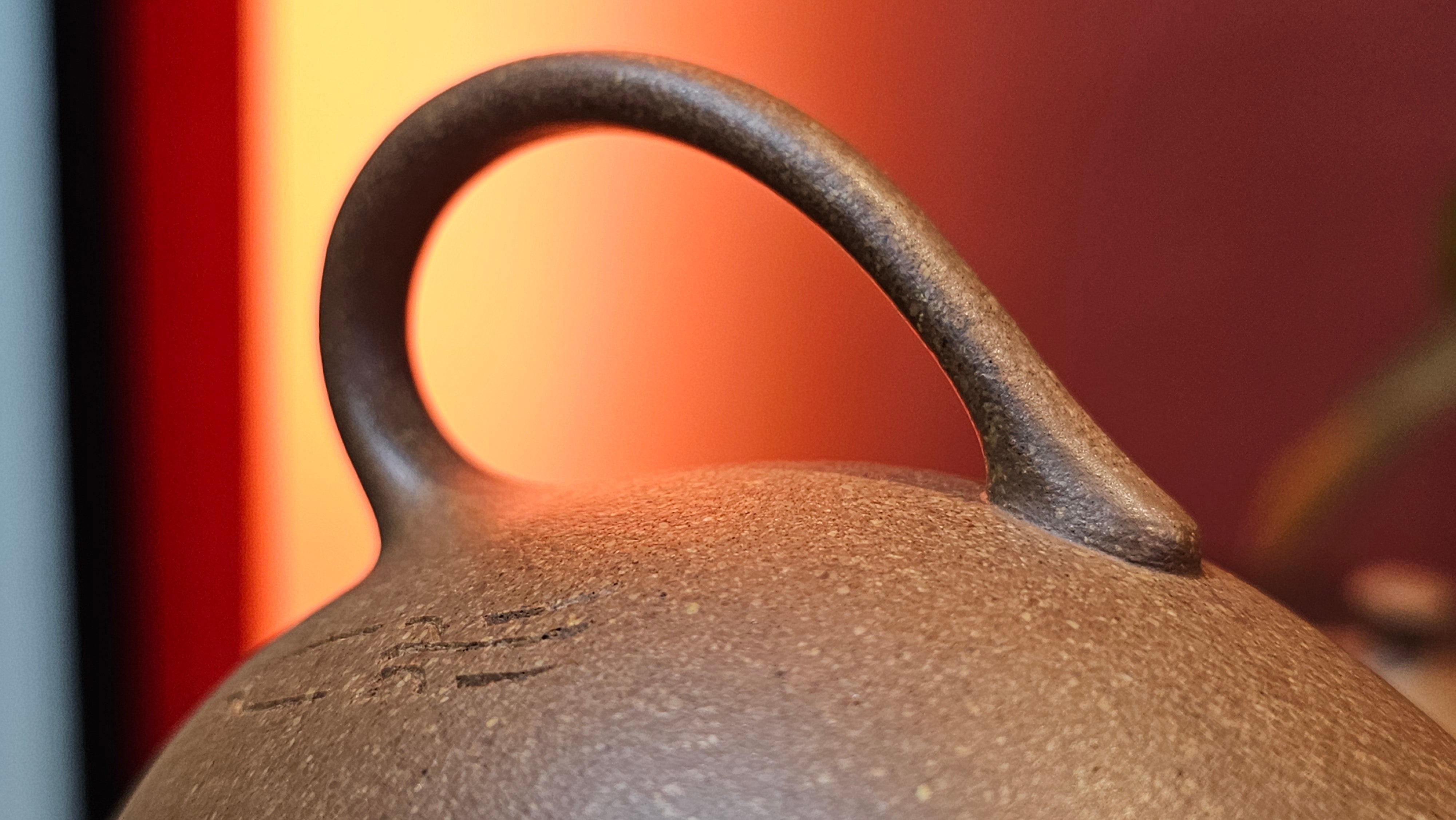 Gao Xiu Hu《高秀壶》, 182.9ml, Bao Shan Duan Ni 宝山段泥, by Craftsman Zhu Shu 朱舒 ~ With Engraving of Bamboos and Verse in Zhuan Shu 篆书 by Craftsman Yi Cheng 逸成!~ Congratulations!to Ms E.A.! 0009hrs 28th Nov 2025, Vineland! NJ!