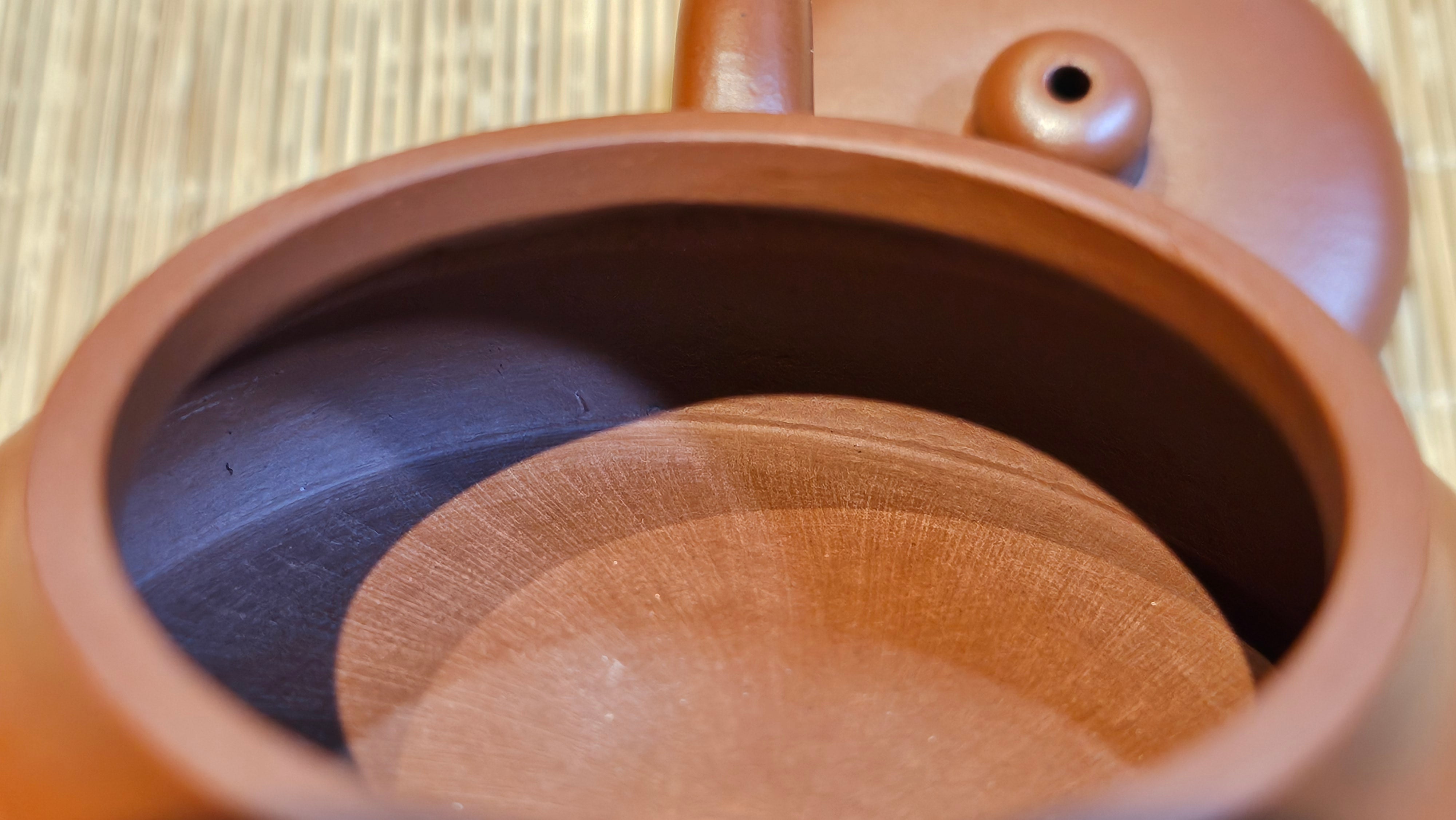 Jing Le 静乐 ~ "Quiet happiness", 82.8ml, Xiao Mei Yao Zhu Ni 小煤窑朱泥, by our Collaborative Craftsman Wang Xing 王兴 ~ Congratulations to Mr C.H.! 1833hrs 27th Nov 2025, Bingen am Rhein! Germany🇩🇪!