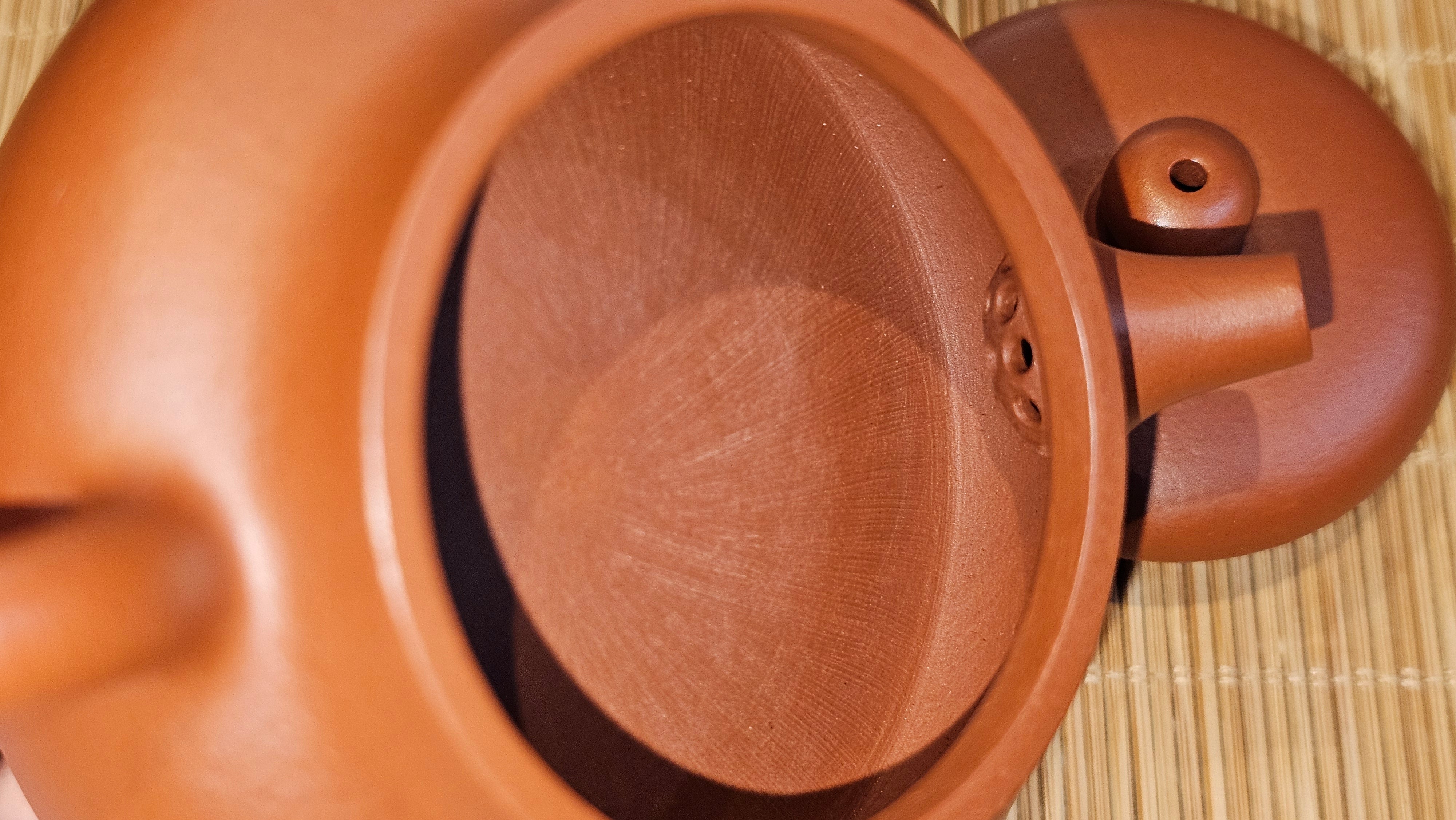 Jing Le 静乐 ~ "Quiet happiness", 82.8ml, Xiao Mei Yao Zhu Ni 小煤窑朱泥, by our Collaborative Craftsman Wang Xing 王兴 ~ Congratulations to Mr C.H.! 1833hrs 27th Nov 2025, Bingen am Rhein! Germany🇩🇪!