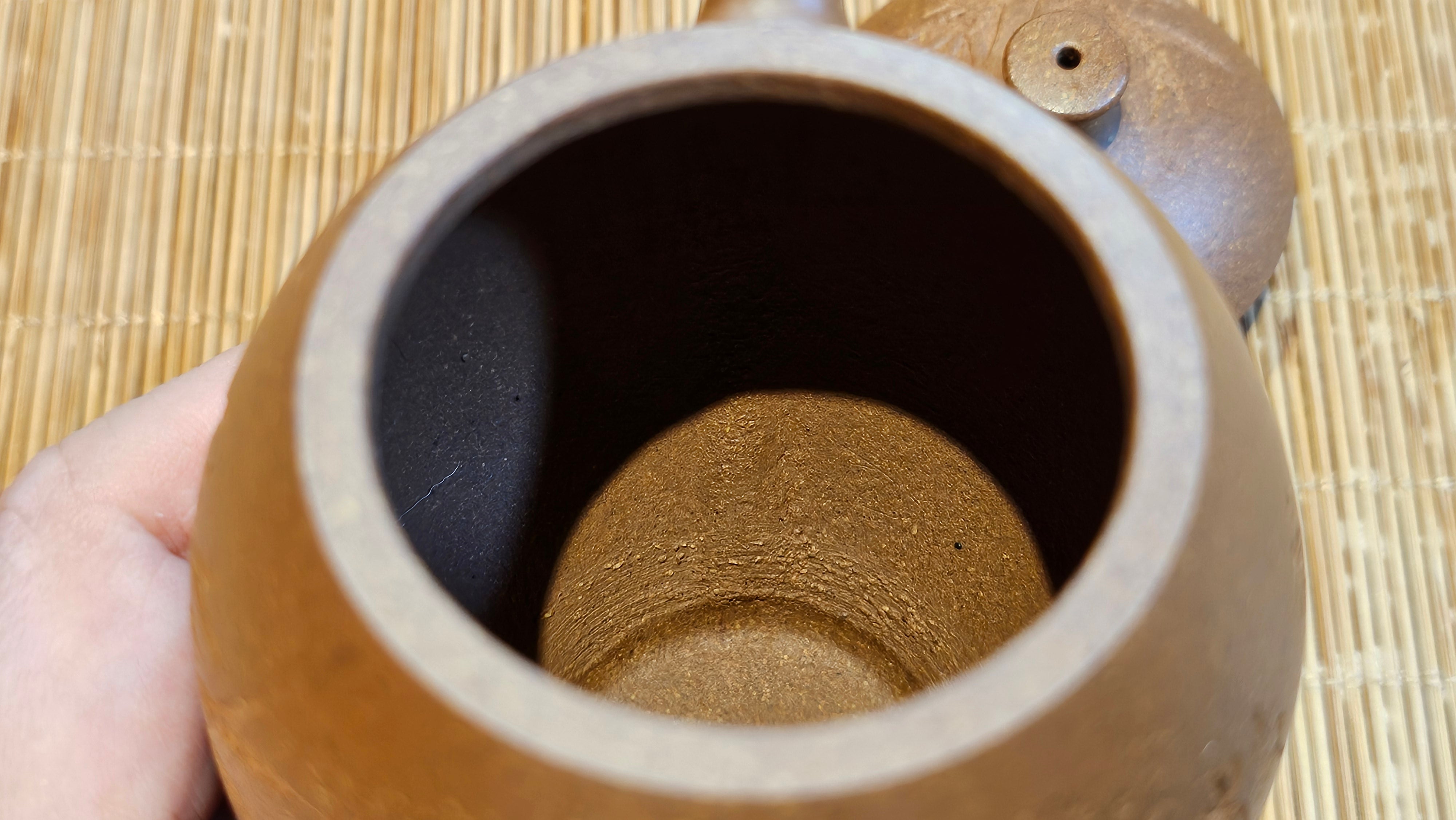 Gao Xiu Hu《高秀壶》, 181.2ml, Bao Shan Duan Ni 宝山段泥, by Craftsman Zhu Shu 朱舒 ~ With Engraving of Bamboos and Verse in Zhuan Shu 篆书 by Craftsman Yi Cheng 逸成!~Congratulations to Mr A.D.P.! 2242hrs 27th Nov 2025, Forest! Belgium🇧🇪!