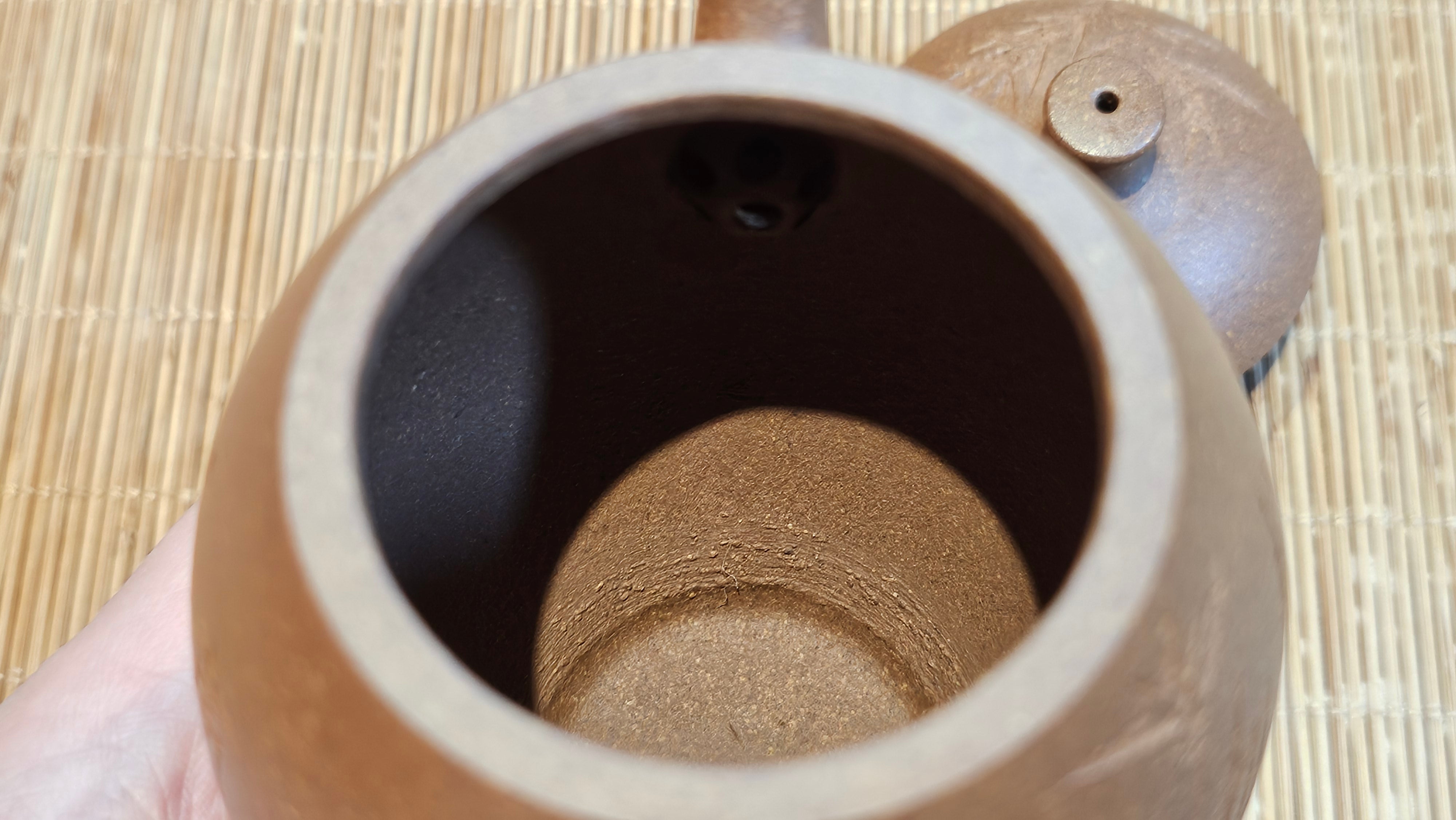 Gao Xiu Hu《高秀壶》, 181.2ml, Bao Shan Duan Ni 宝山段泥, by Craftsman Zhu Shu 朱舒 ~ With Engraving of Bamboos and Verse in Zhuan Shu 篆书 by Craftsman Yi Cheng 逸成!~Congratulations to Mr A.D.P.! 2242hrs 27th Nov 2025, Forest! Belgium🇧🇪!