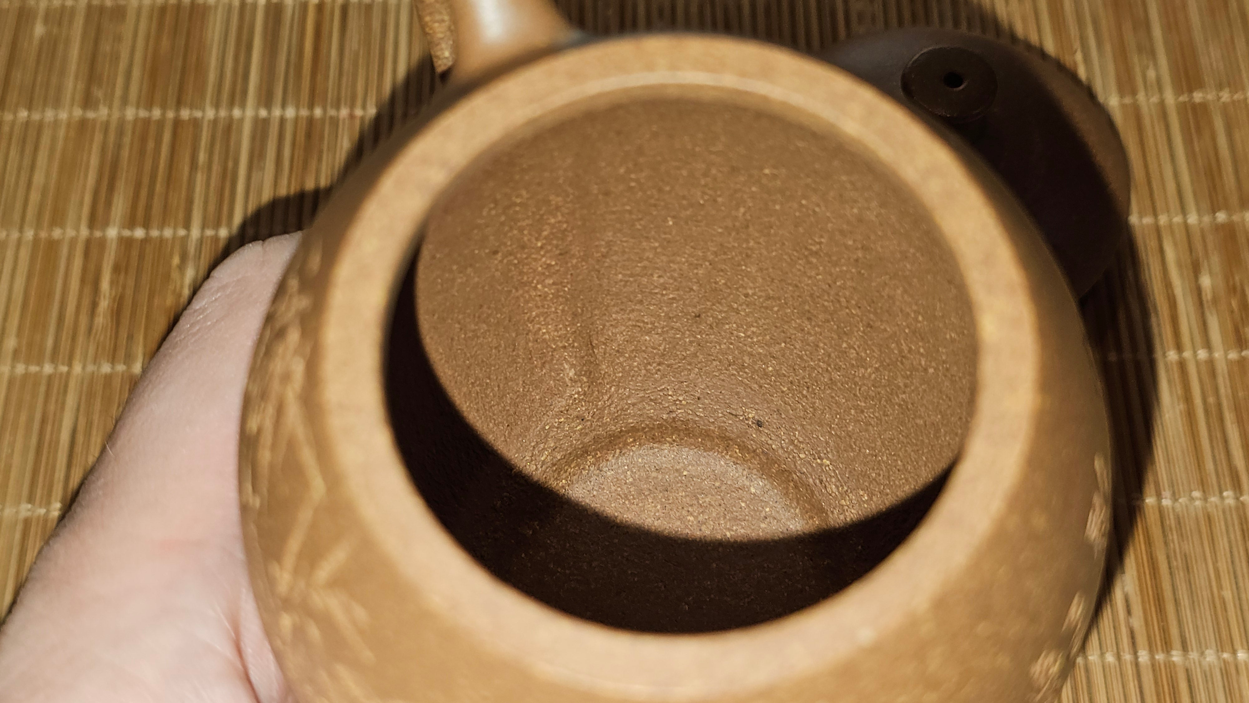 Gao Xiu Hu《高秀壶》, 182.9ml, Bao Shan Duan Ni 宝山段泥, by Craftsman Zhu Shu 朱舒 ~ With Engraving of Bamboos and Verse in Zhuan Shu 篆书 by Craftsman Yi Cheng 逸成!~ Congratulations!to Ms E.A.! 0009hrs 28th Nov 2025, Vineland! NJ!