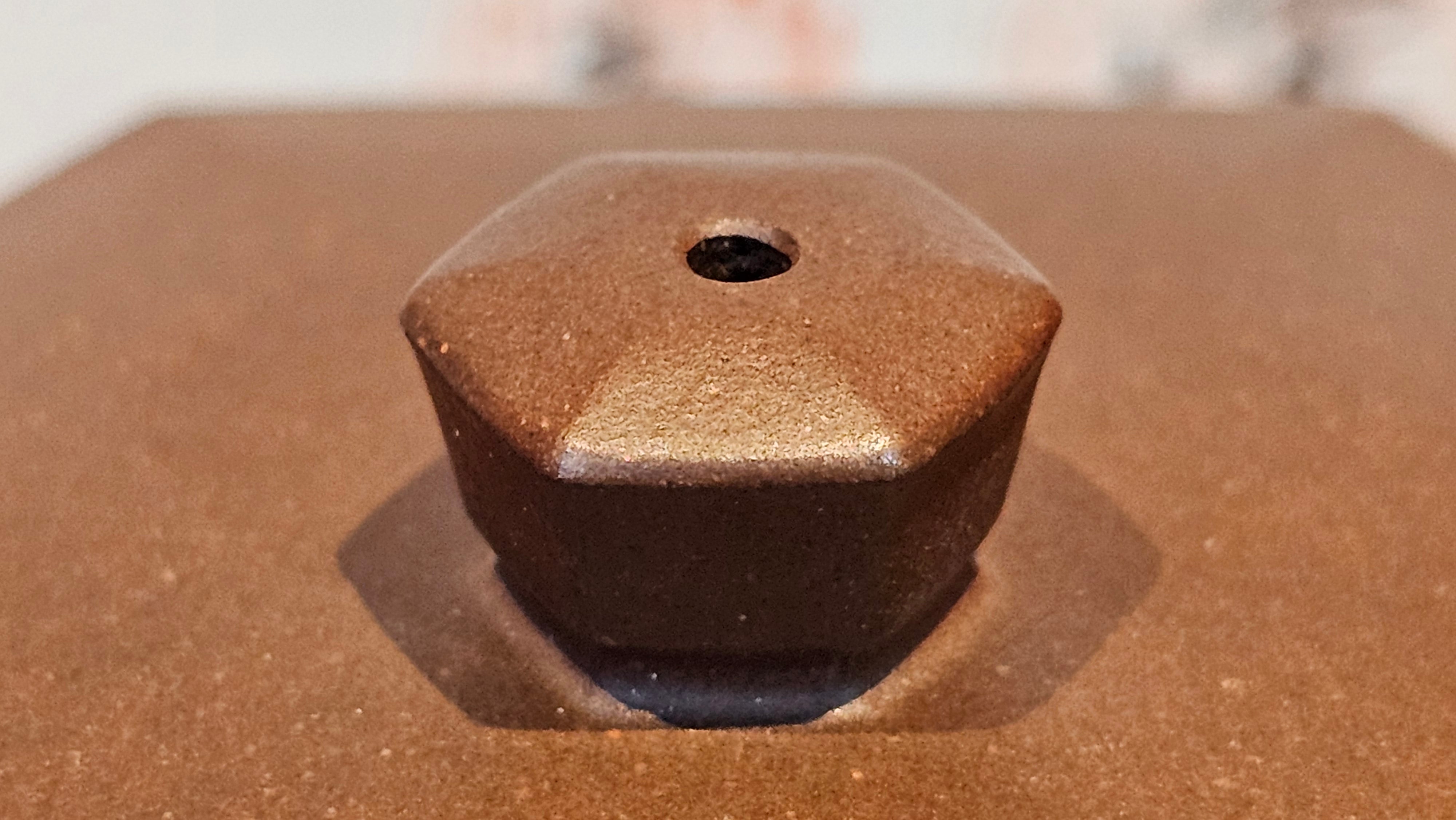 《凌雅六方》~ 六件套组 "Ling Ya Liu Si Fang", WORLD DEBUT! SET of Six (Pitcher, Matching Twin Cups & Twin Trays), Di Cao Qing, by L2A Senior Consummate Artist Yuan Hui! Orchid Engraving by Jin Li ~ Congratulations!to Mr L.C.! 2158hrs 28th Nov 2025, Taylors! SC!