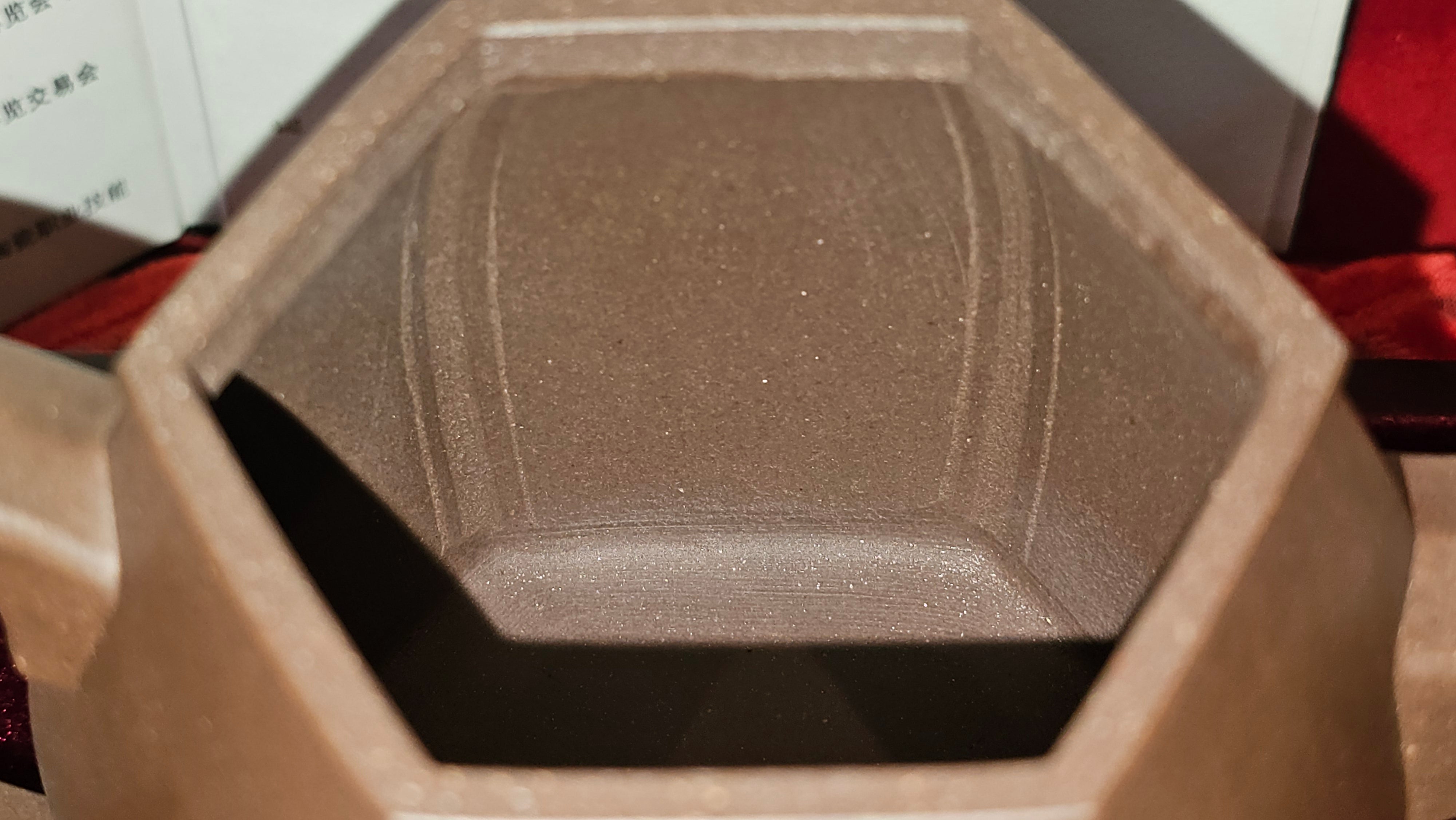 《凌雅六方》~ 六件套组 "Ling Ya Liu Si Fang", WORLD DEBUT! SET of Six (Pitcher, Matching Twin Cups & Twin Trays), Di Cao Qing, by L2A Senior Consummate Artist Yuan Hui! Orchid Engraving by Jin Li ~ Congratulations!to Mr L.C.! 2158hrs 28th Nov 2025, Taylors! SC!