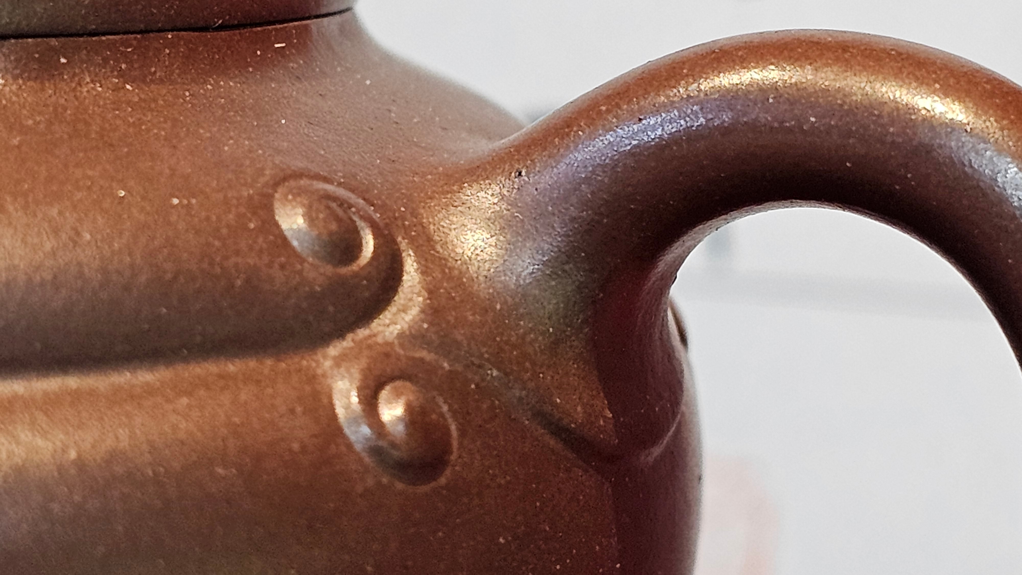 《禅莲宝瓶》"Chan Lian Bao Ping", 215.9ml, High Fired ~ Gao Wen Zi Ni, Ornate Ru Yi Motif Clay Sculpting! with Gold Appliqué! ~ Brand New Design & Crafted by L3A Consummate Master Artist Li Yan Ru ~ Congrats to Mr J.G.! 1235hrs 29th Nov, New Orleans! LA!