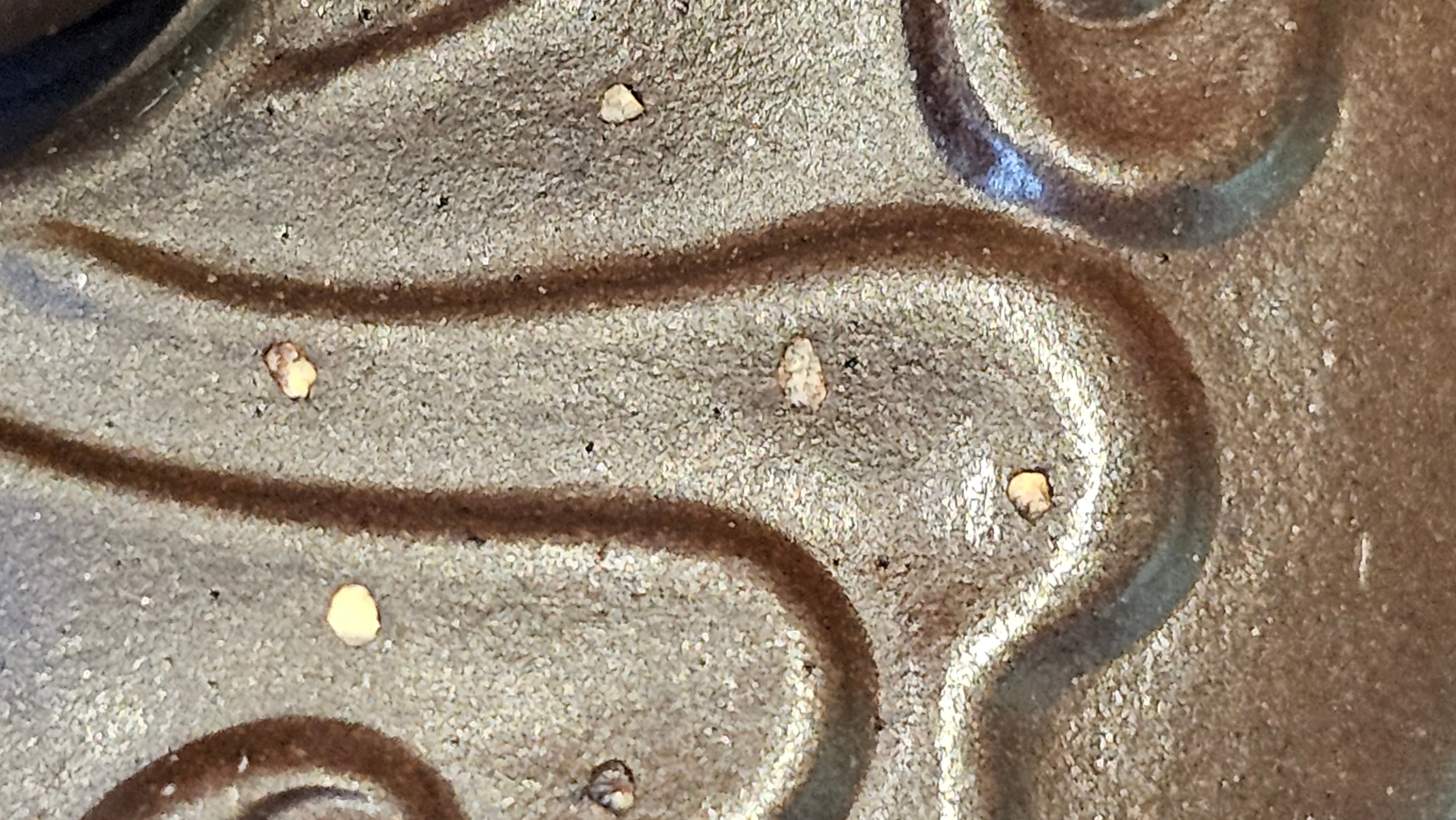 《禅莲宝瓶》"Chan Lian Bao Ping", 215.9ml, High Fired ~ Gao Wen Zi Ni, Ornate Ru Yi Motif Clay Sculpting! with Gold Appliqué! ~ Brand New Design & Crafted by L3A Consummate Master Artist Li Yan Ru ~ Congrats to Mr J.G.! 1235hrs 29th Nov, New Orleans! LA!