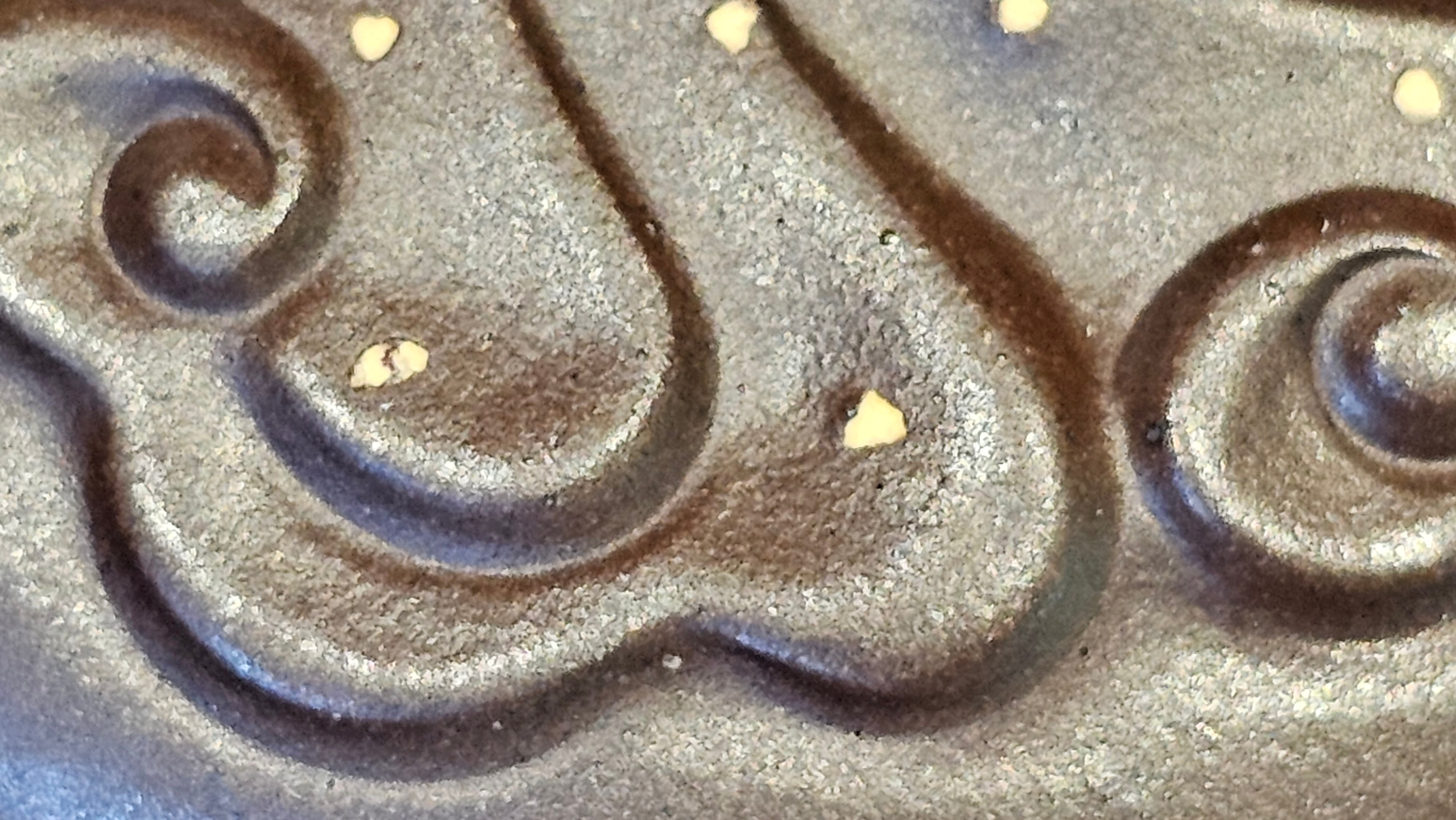 《禅莲宝瓶》"Chan Lian Bao Ping", 215.9ml, High Fired ~ Gao Wen Zi Ni, Ornate Ru Yi Motif Clay Sculpting! with Gold Appliqué! ~ Brand New Design & Crafted by L3A Consummate Master Artist Li Yan Ru ~ Congrats to Mr J.G.! 1235hrs 29th Nov, New Orleans! LA!