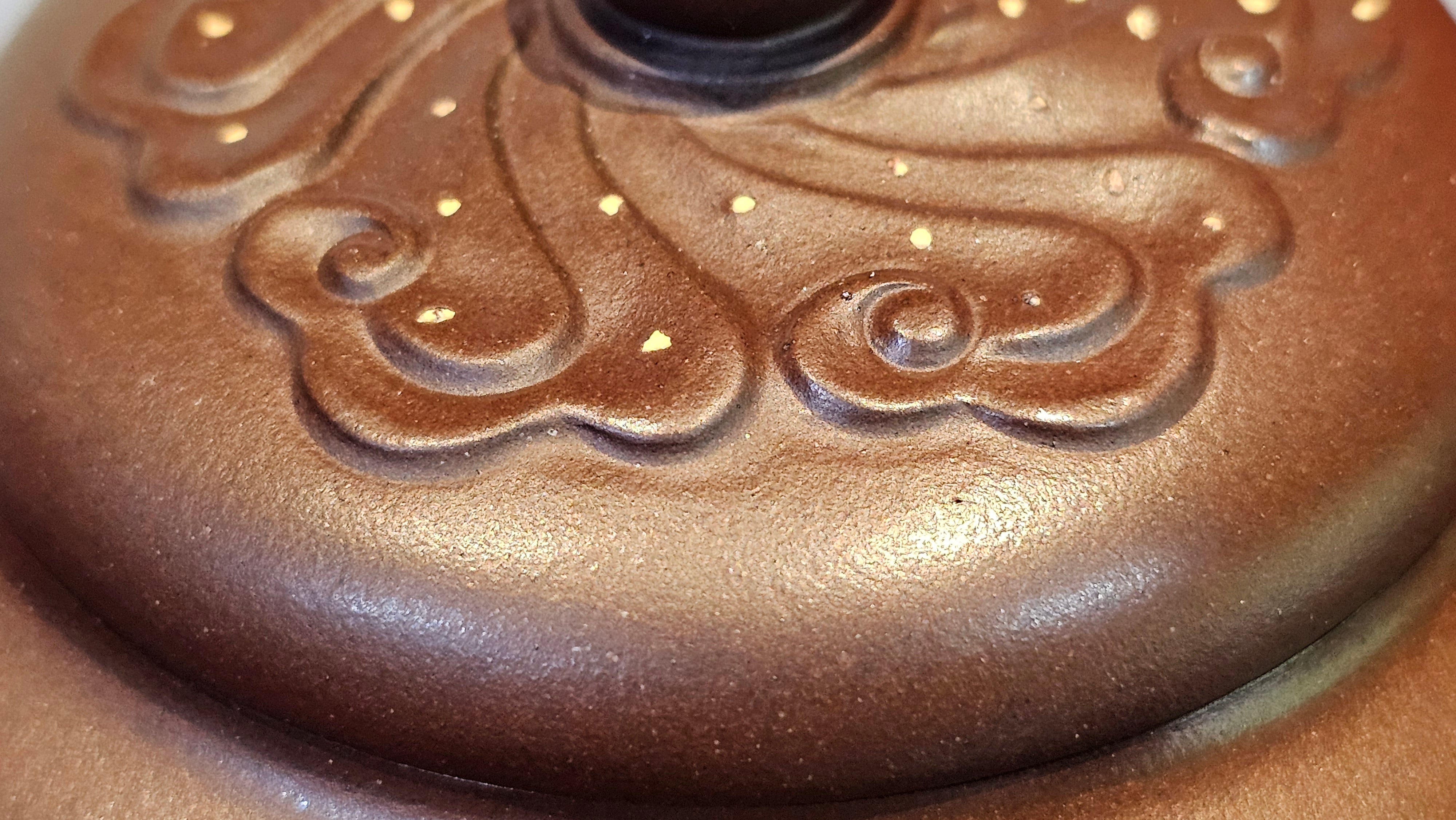 《禅莲宝瓶》"Chan Lian Bao Ping", 215.9ml, High Fired ~ Gao Wen Zi Ni, Ornate Ru Yi Motif Clay Sculpting! with Gold Appliqué! ~ Brand New Design & Crafted by L3A Consummate Master Artist Li Yan Ru ~ Congrats to Mr J.G.! 1235hrs 29th Nov, New Orleans! LA!