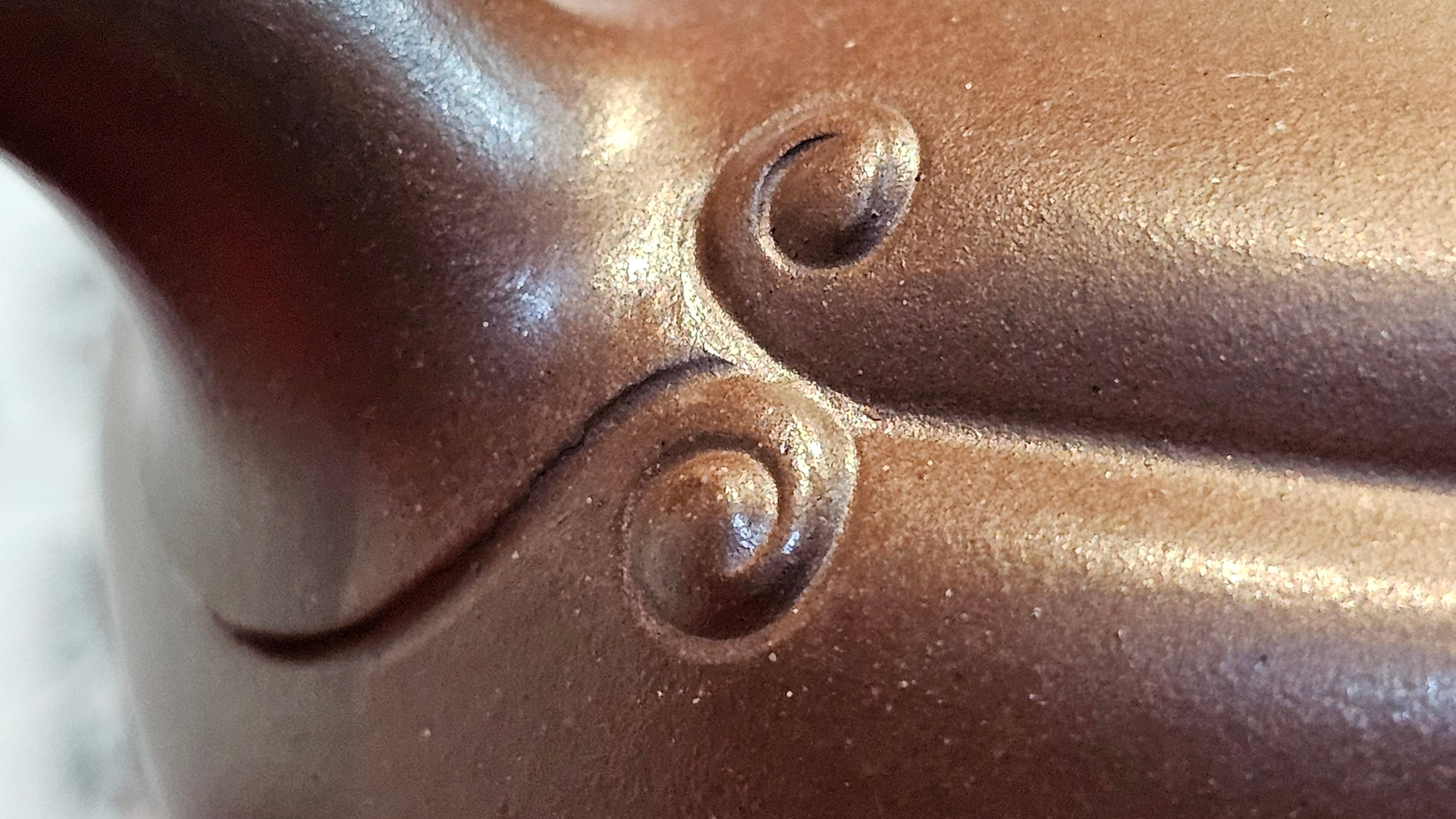 《禅莲宝瓶》"Chan Lian Bao Ping", 215.9ml, High Fired ~ Gao Wen Zi Ni, Ornate Ru Yi Motif Clay Sculpting! with Gold Appliqué! ~ Brand New Design & Crafted by L3A Consummate Master Artist Li Yan Ru ~ Congrats to Mr J.G.! 1235hrs 29th Nov, New Orleans! LA!