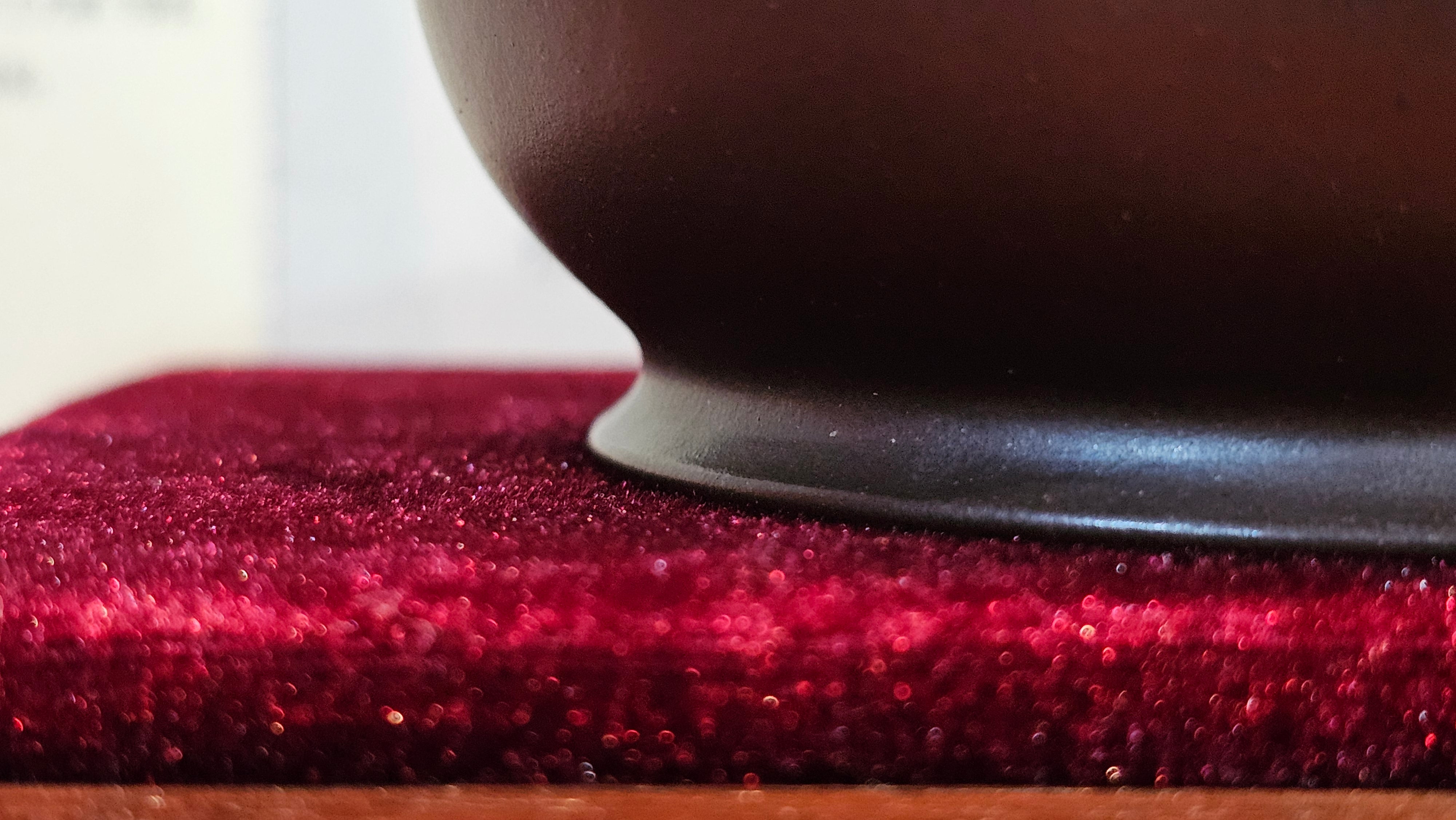 《禅莲宝瓶》"Chan Lian Bao Ping", 215.9ml, High Fired ~ Gao Wen Zi Ni, Ornate Ru Yi Motif Clay Sculpting! with Gold Appliqué! ~ Brand New Design & Crafted by L3A Consummate Master Artist Li Yan Ru ~ Congrats to Mr J.G.! 1235hrs 29th Nov, New Orleans! LA!