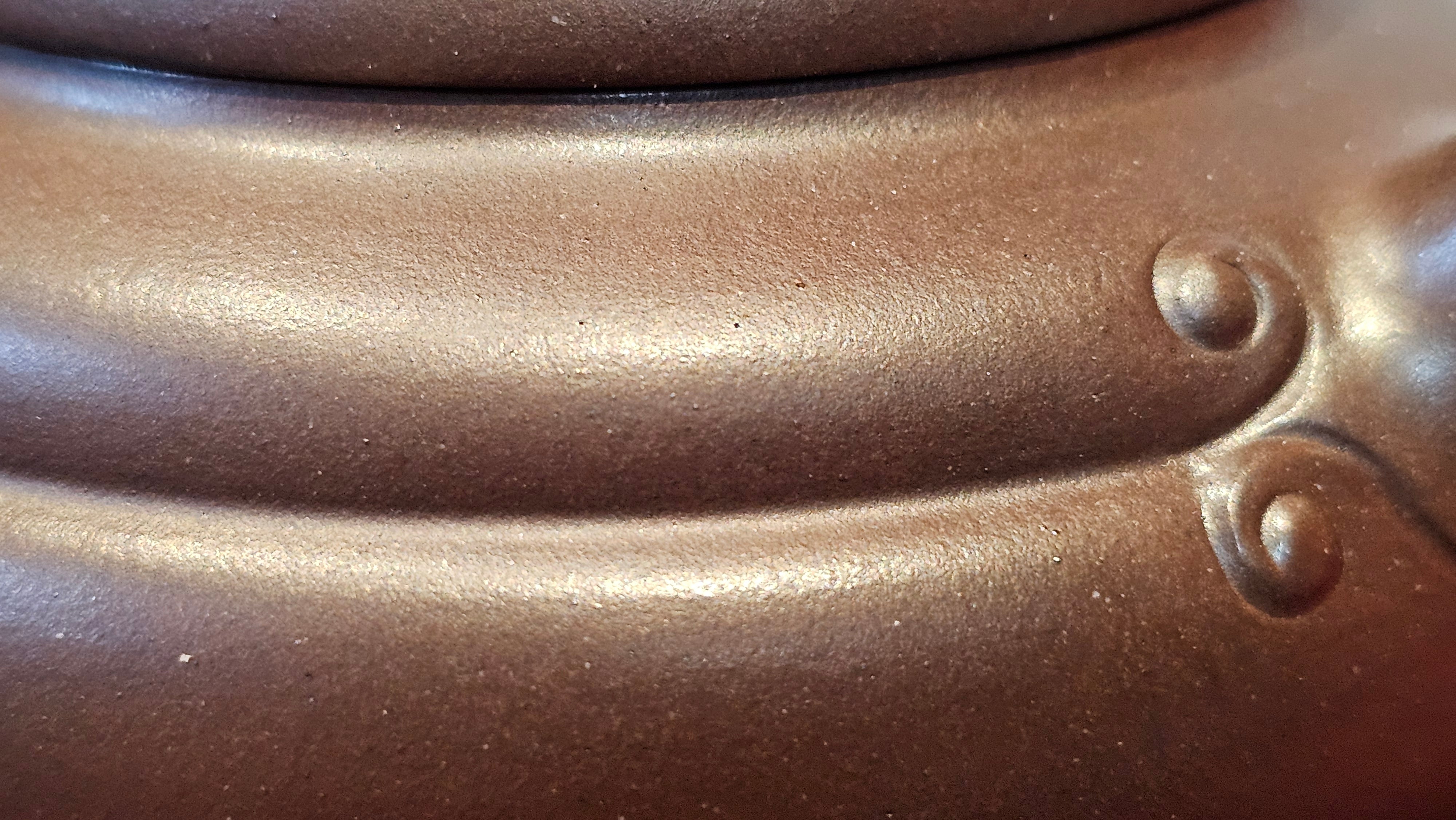 《禅莲宝瓶》"Chan Lian Bao Ping", 215.9ml, High Fired ~ Gao Wen Zi Ni, Ornate Ru Yi Motif Clay Sculpting! with Gold Appliqué! ~ Brand New Design & Crafted by L3A Consummate Master Artist Li Yan Ru ~ Congrats to Mr J.G.! 1235hrs 29th Nov, New Orleans! LA!