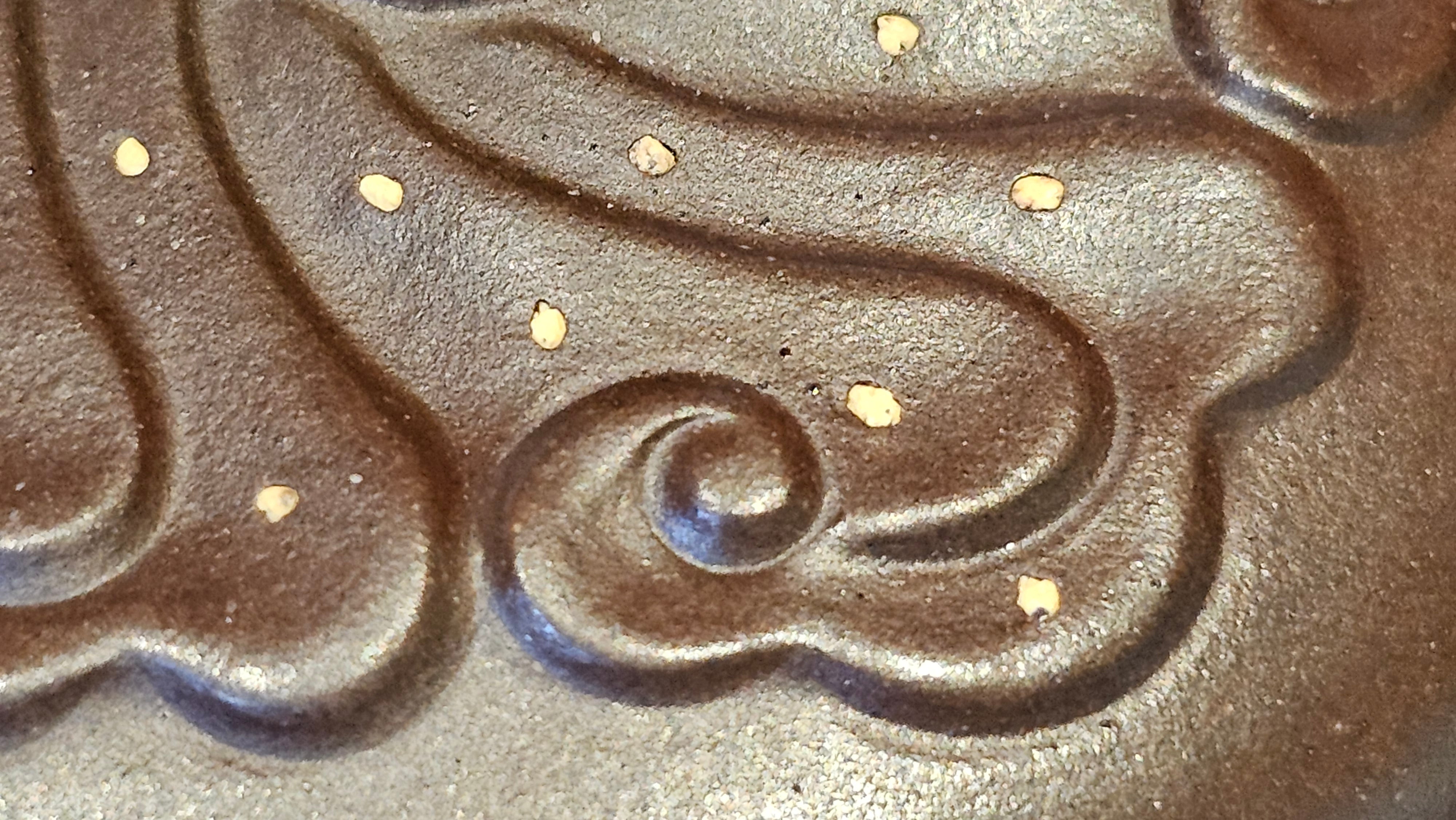 《禅莲宝瓶》"Chan Lian Bao Ping", 215.9ml, High Fired ~ Gao Wen Zi Ni, Ornate Ru Yi Motif Clay Sculpting! with Gold Appliqué! ~ Brand New Design & Crafted by L3A Consummate Master Artist Li Yan Ru ~ Congrats to Mr J.G.! 1235hrs 29th Nov, New Orleans! LA!