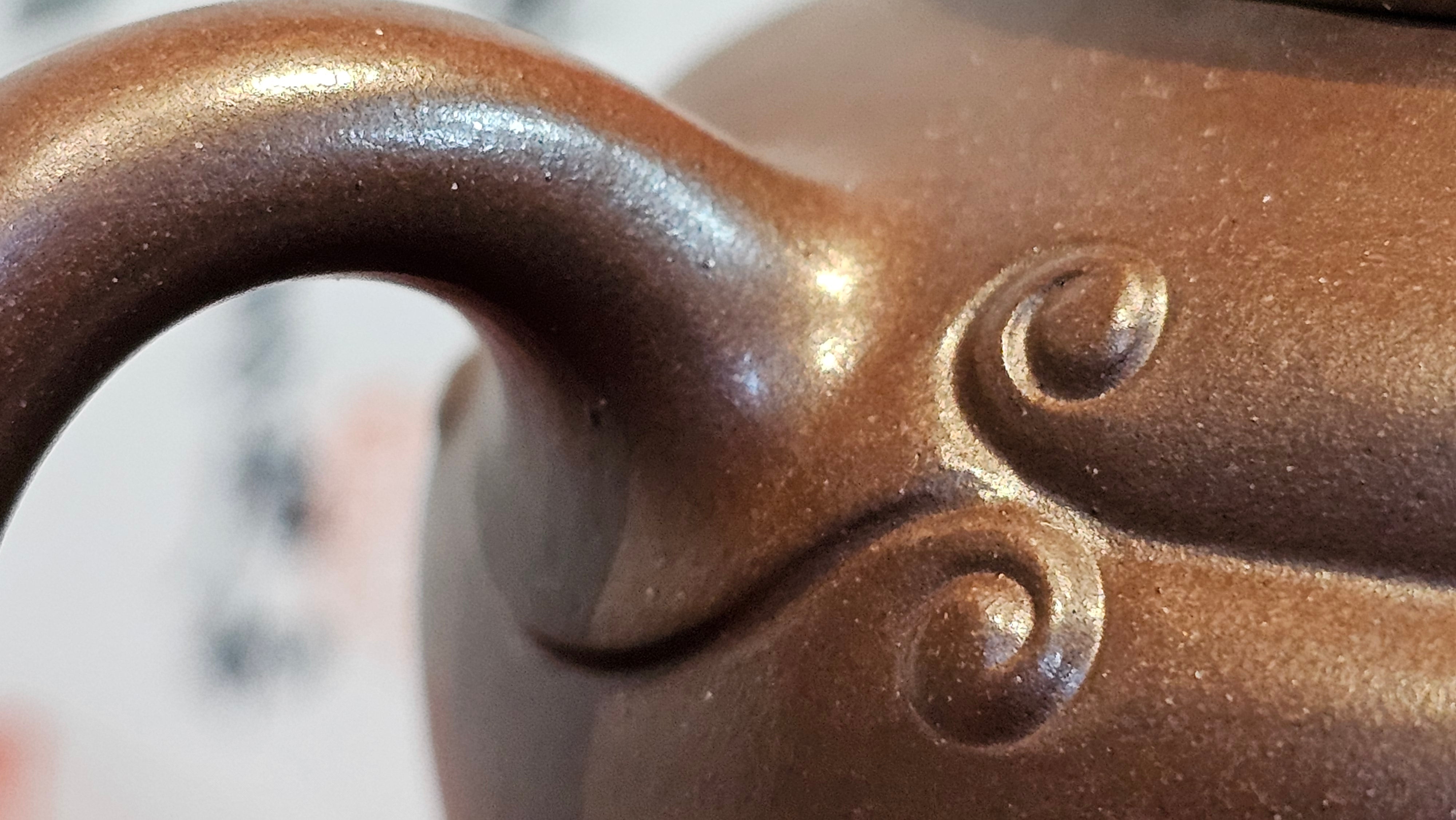 《禅莲宝瓶》"Chan Lian Bao Ping", 215.9ml, High Fired ~ Gao Wen Zi Ni, Ornate Ru Yi Motif Clay Sculpting! with Gold Appliqué! ~ Brand New Design & Crafted by L3A Consummate Master Artist Li Yan Ru ~ Congrats to Mr J.G.! 1235hrs 29th Nov, New Orleans! LA!