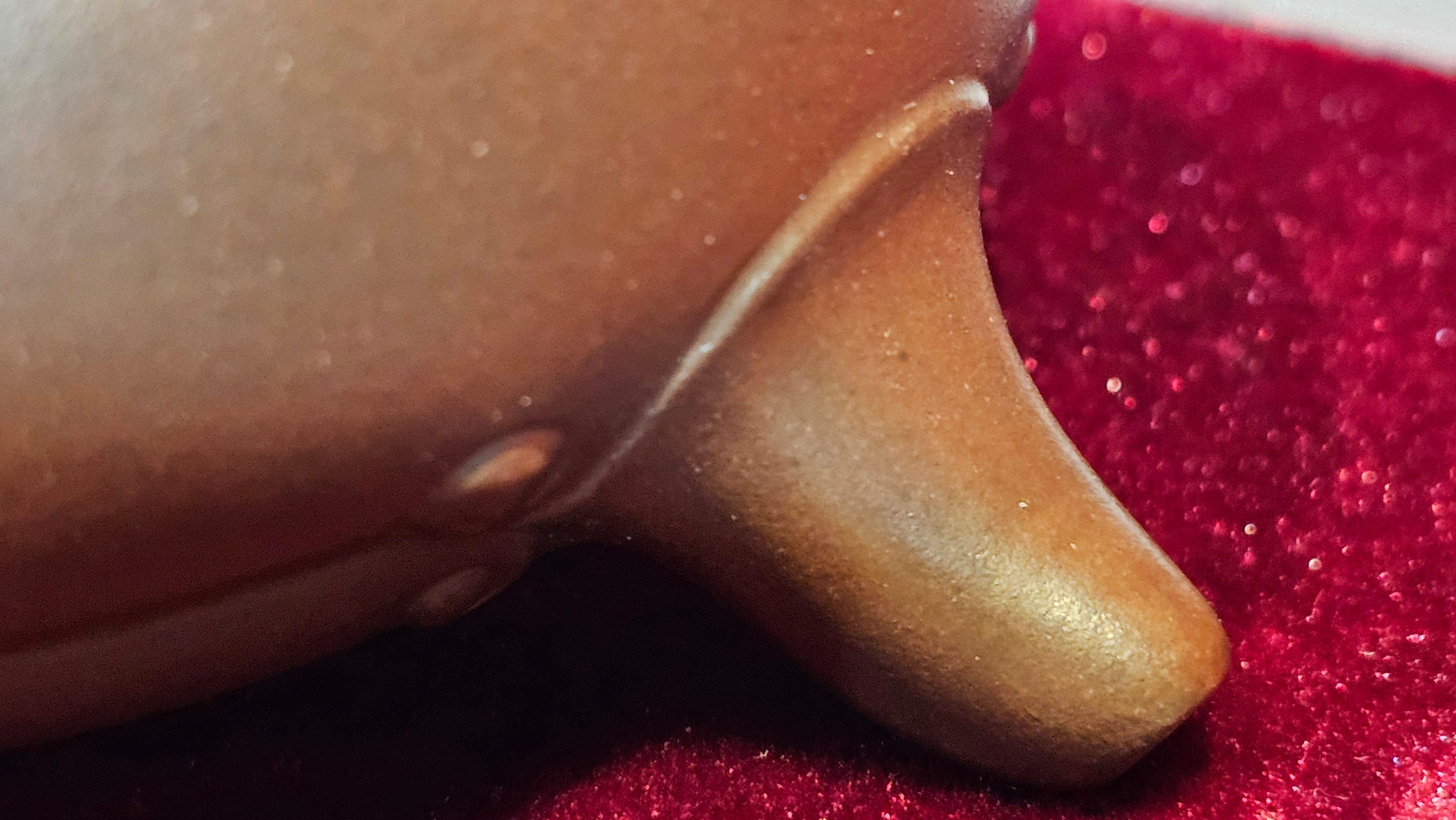 《禅莲宝瓶》"Chan Lian Bao Ping", 215.9ml, High Fired ~ Gao Wen Zi Ni, Ornate Ru Yi Motif Clay Sculpting! with Gold Appliqué! ~ Brand New Design & Crafted by L3A Consummate Master Artist Li Yan Ru ~ Congrats to Mr J.G.! 1235hrs 29th Nov, New Orleans! LA!