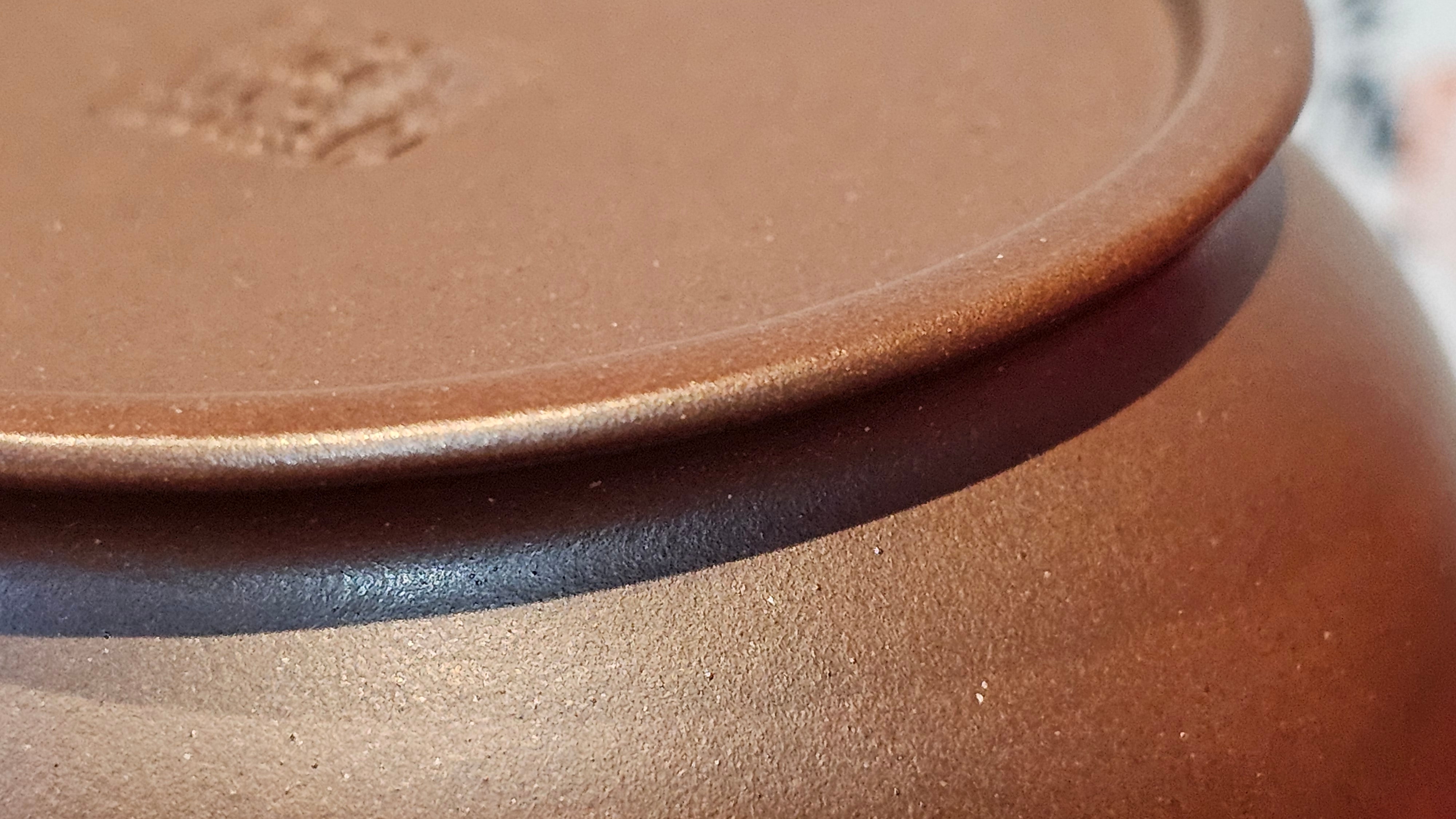 《禅莲宝瓶》"Chan Lian Bao Ping", 215.9ml, High Fired ~ Gao Wen Zi Ni, Ornate Ru Yi Motif Clay Sculpting! with Gold Appliqué! ~ Brand New Design & Crafted by L3A Consummate Master Artist Li Yan Ru ~ Congrats to Mr J.G.! 1235hrs 29th Nov, New Orleans! LA!