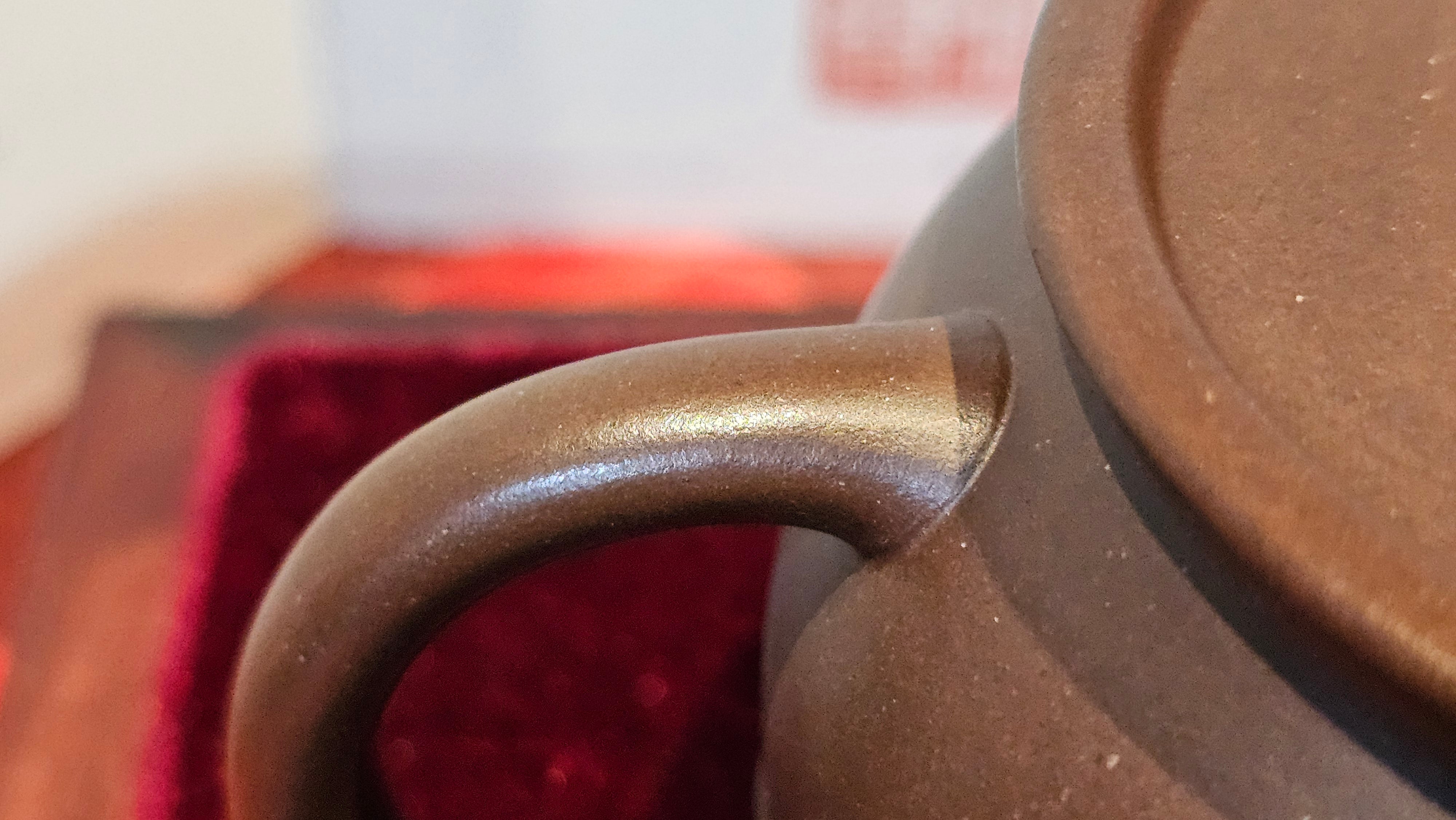 《禅莲宝瓶》"Chan Lian Bao Ping", 215.9ml, High Fired ~ Gao Wen Zi Ni, Ornate Ru Yi Motif Clay Sculpting! with Gold Appliqué! ~ Brand New Design & Crafted by L3A Consummate Master Artist Li Yan Ru ~ Congrats to Mr J.G.! 1235hrs 29th Nov, New Orleans! LA!