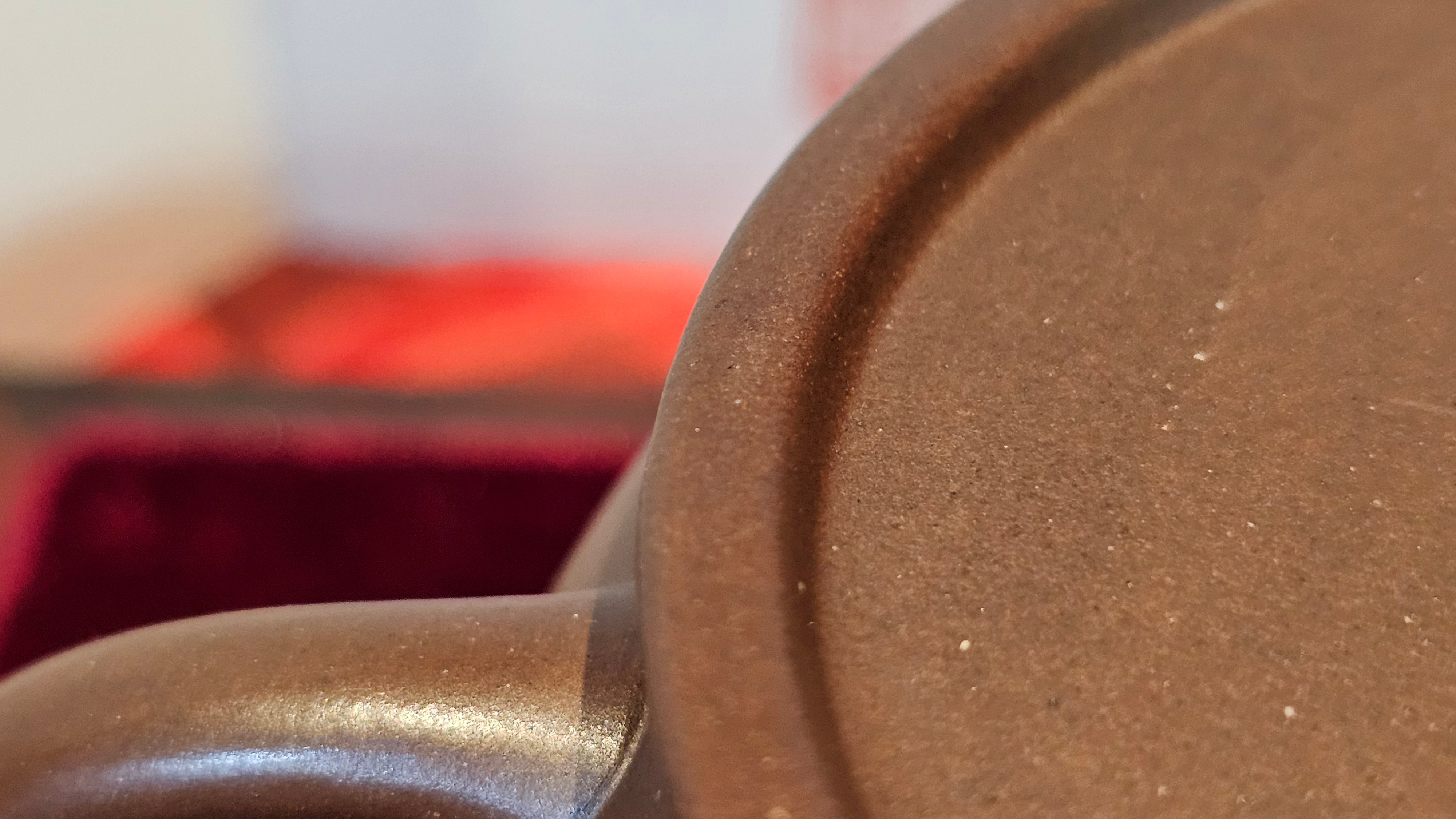 《禅莲宝瓶》"Chan Lian Bao Ping", 215.9ml, High Fired ~ Gao Wen Zi Ni, Ornate Ru Yi Motif Clay Sculpting! with Gold Appliqué! ~ Brand New Design & Crafted by L3A Consummate Master Artist Li Yan Ru ~ Congrats to Mr J.G.! 1235hrs 29th Nov, New Orleans! LA!