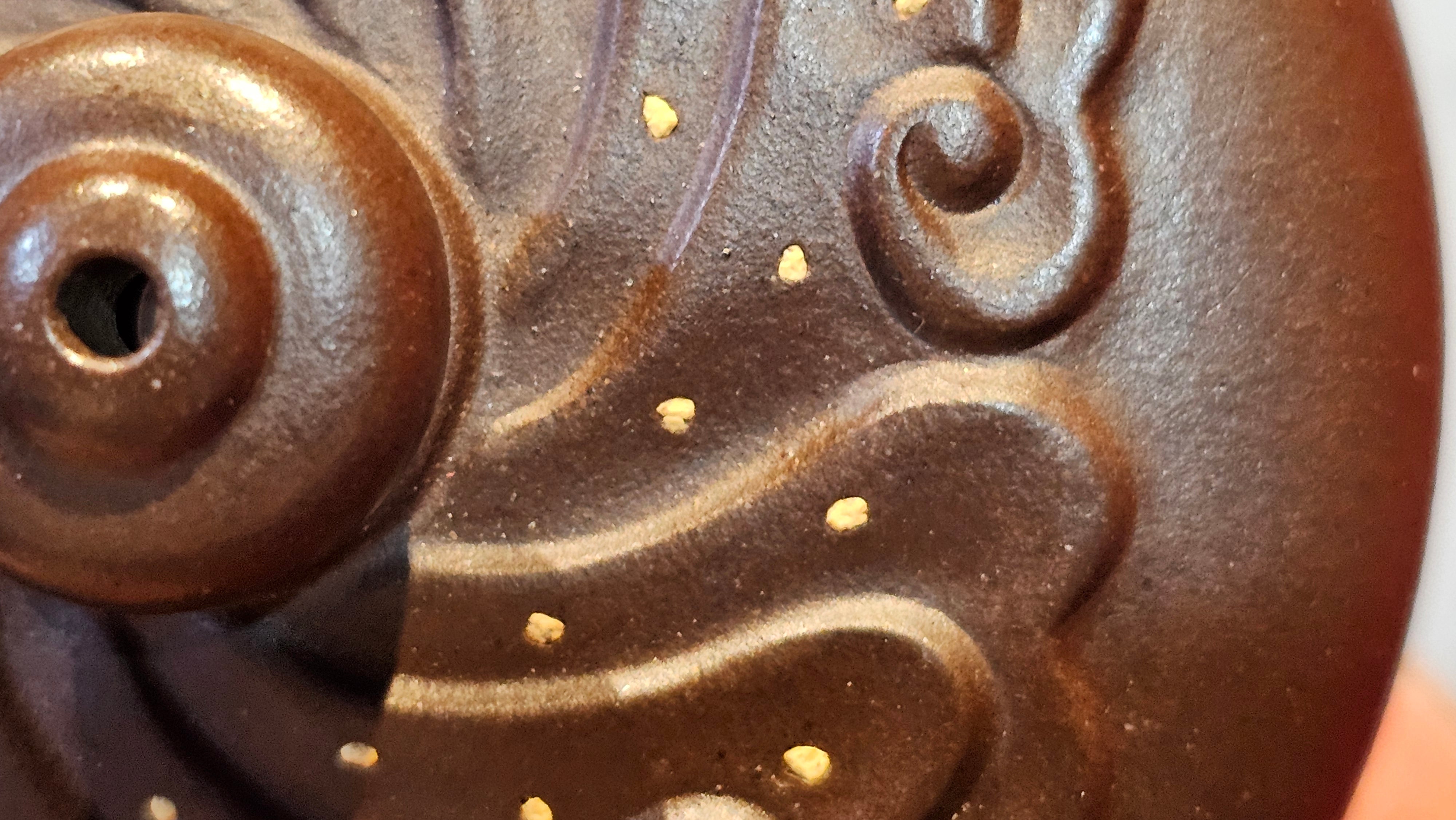 《禅莲宝瓶》"Chan Lian Bao Ping", 215.9ml, High Fired ~ Gao Wen Zi Ni, Ornate Ru Yi Motif Clay Sculpting! with Gold Appliqué! ~ Brand New Design & Crafted by L3A Consummate Master Artist Li Yan Ru ~ Congrats to Mr J.G.! 1235hrs 29th Nov, New Orleans! LA!