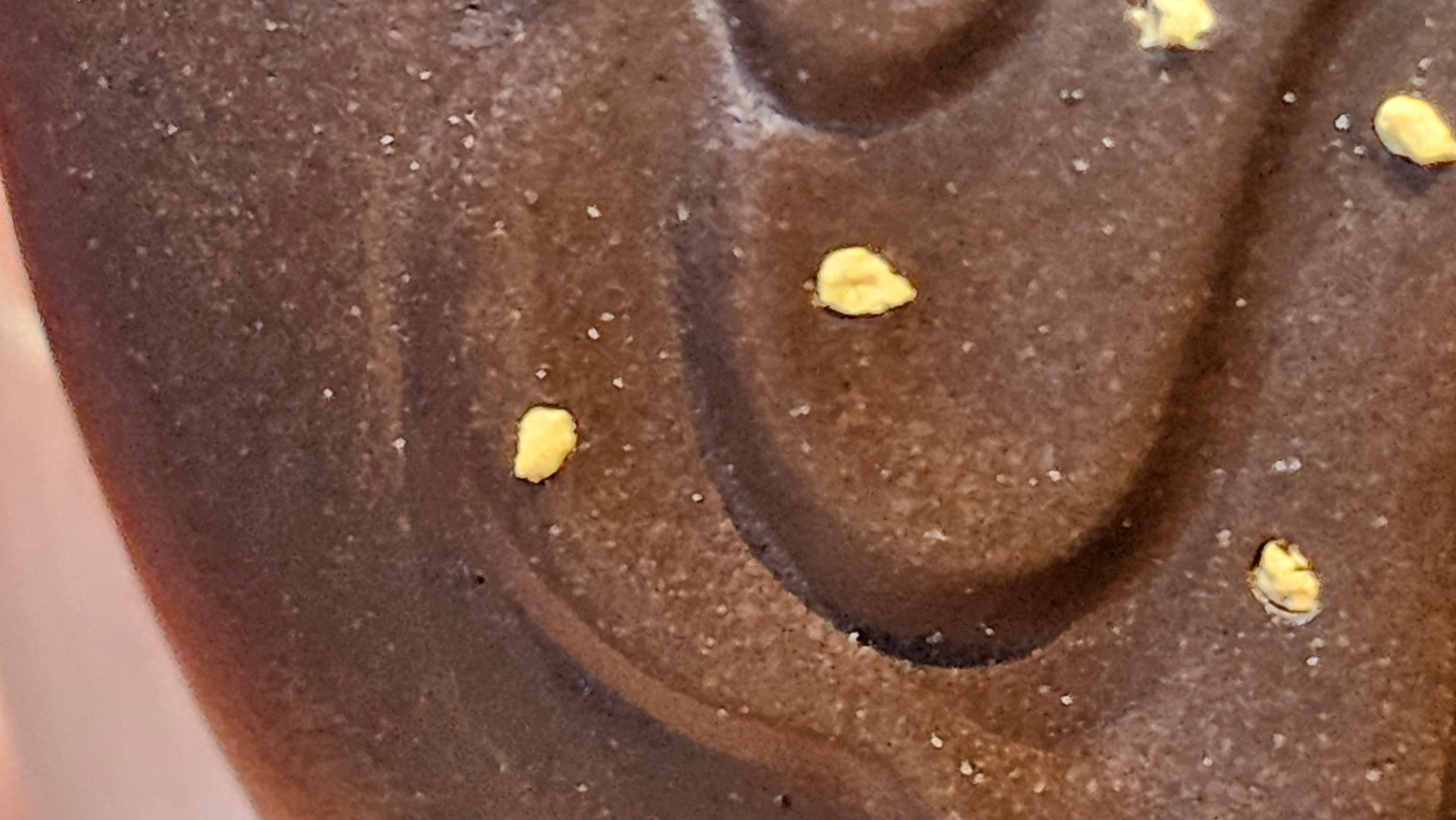 《禅莲宝瓶》"Chan Lian Bao Ping", 215.9ml, High Fired ~ Gao Wen Zi Ni, Ornate Ru Yi Motif Clay Sculpting! with Gold Appliqué! ~ Brand New Design & Crafted by L3A Consummate Master Artist Li Yan Ru ~ Congrats to Mr J.G.! 1235hrs 29th Nov, New Orleans! LA!