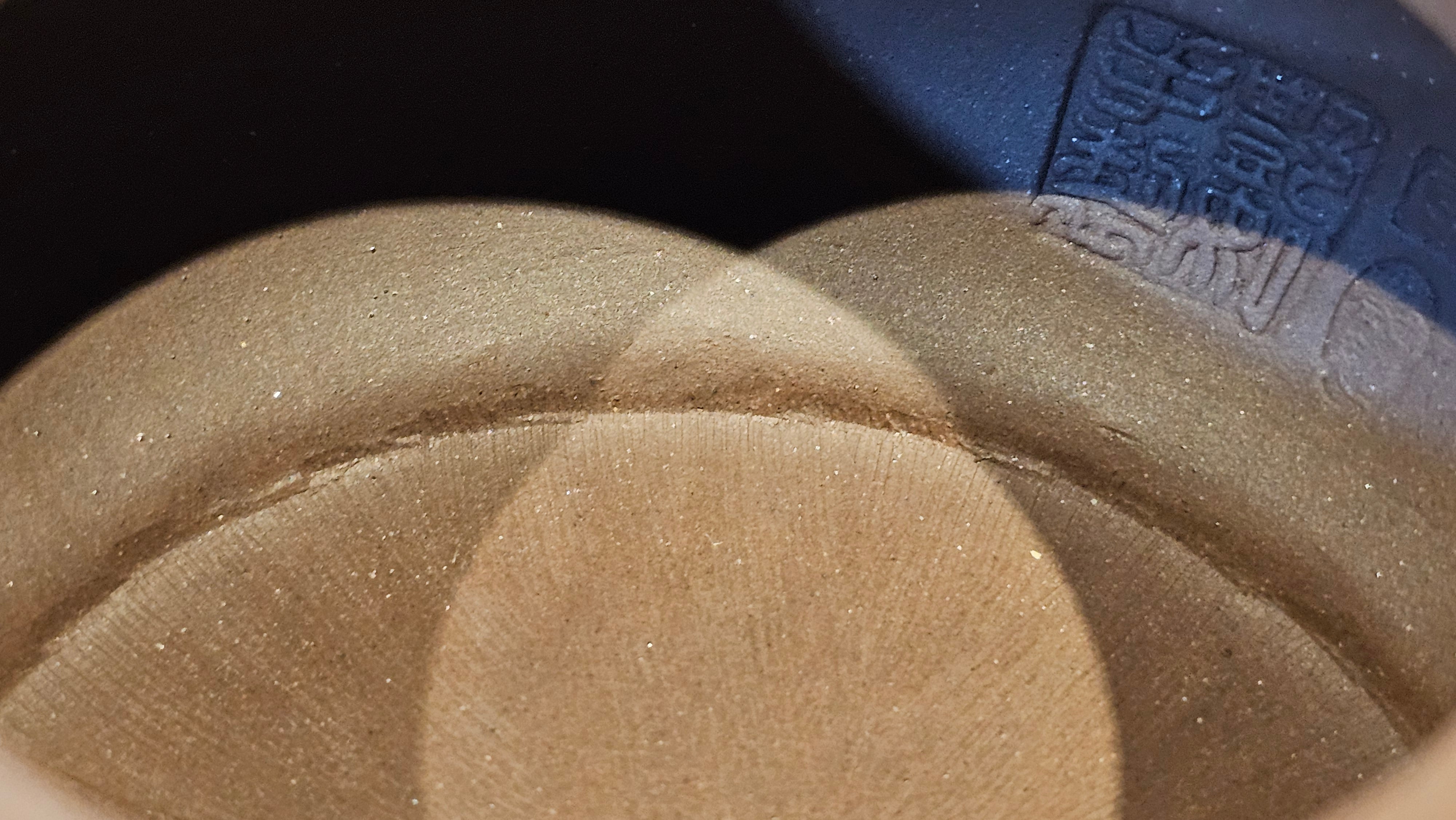 《禅莲宝瓶》"Chan Lian Bao Ping", 215.9ml, High Fired ~ Gao Wen Zi Ni, Ornate Ru Yi Motif Clay Sculpting! with Gold Appliqué! ~ Brand New Design & Crafted by L3A Consummate Master Artist Li Yan Ru ~ Congrats to Mr J.G.! 1235hrs 29th Nov, New Orleans! LA!