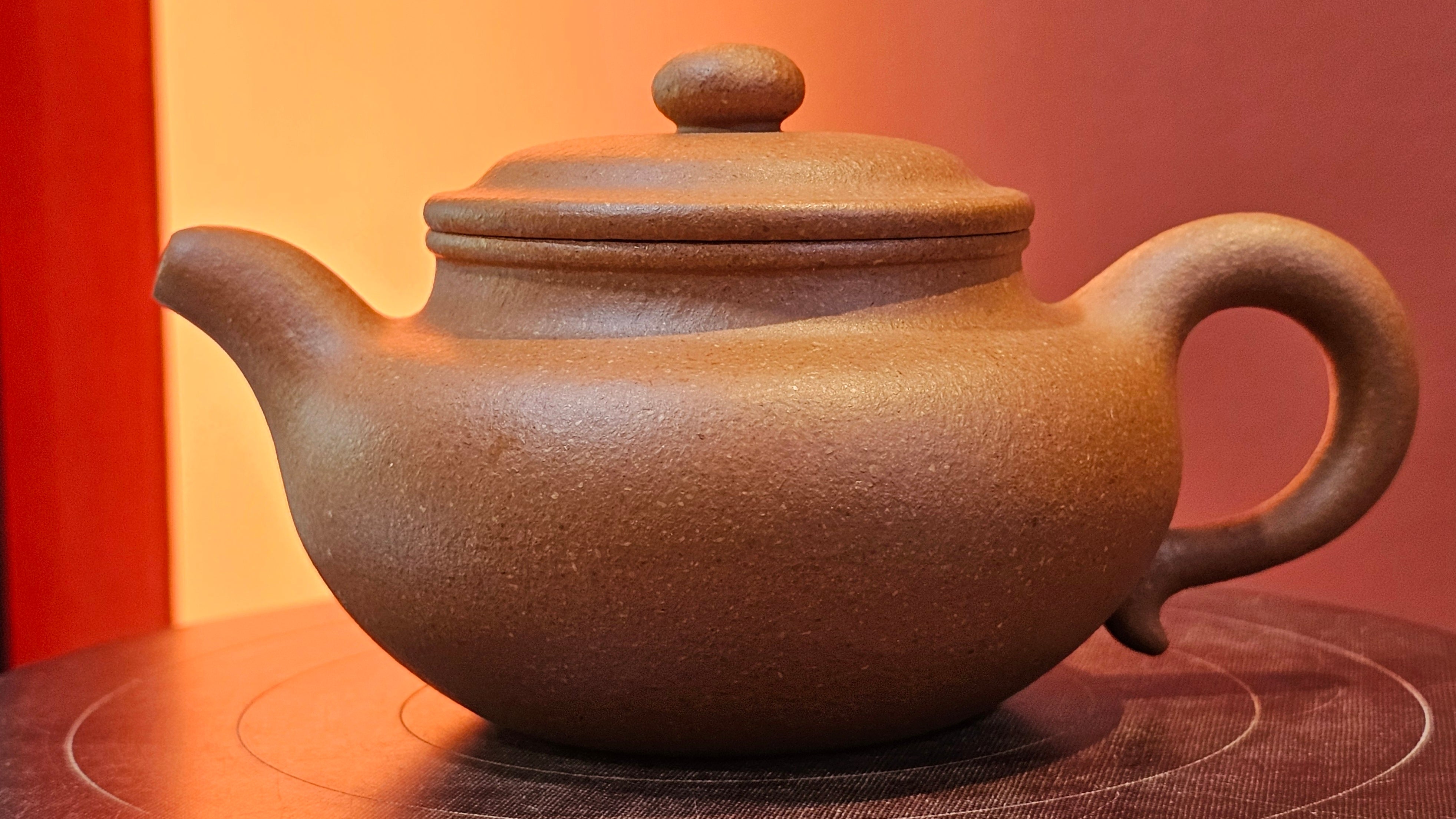 Fang Gu 仿古, 204.6ml, Huang Jiang Po Ni 黄降坡泥, by Craftsman Chen Fa Chu 陈法初 ~ Congratulations!to Prof H.T.! 1330hrs 1st Dec 2025, Venice! CA!