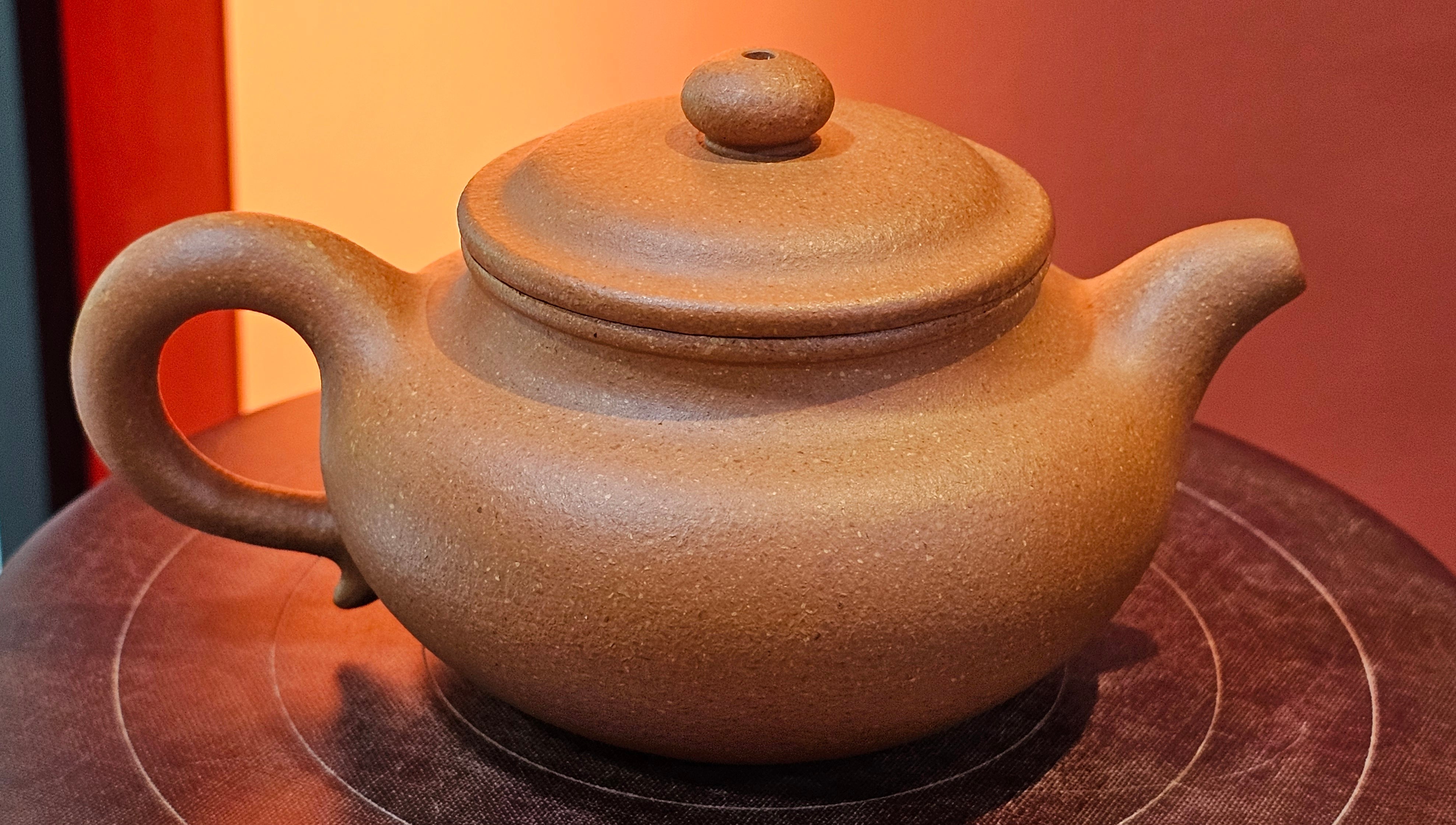 Fang Gu 仿古, 204.6ml, Huang Jiang Po Ni 黄降坡泥, by Craftsman Chen Fa Chu 陈法初 ~ Congratulations!to Prof H.T.! 1330hrs 1st Dec 2025, Venice! CA!