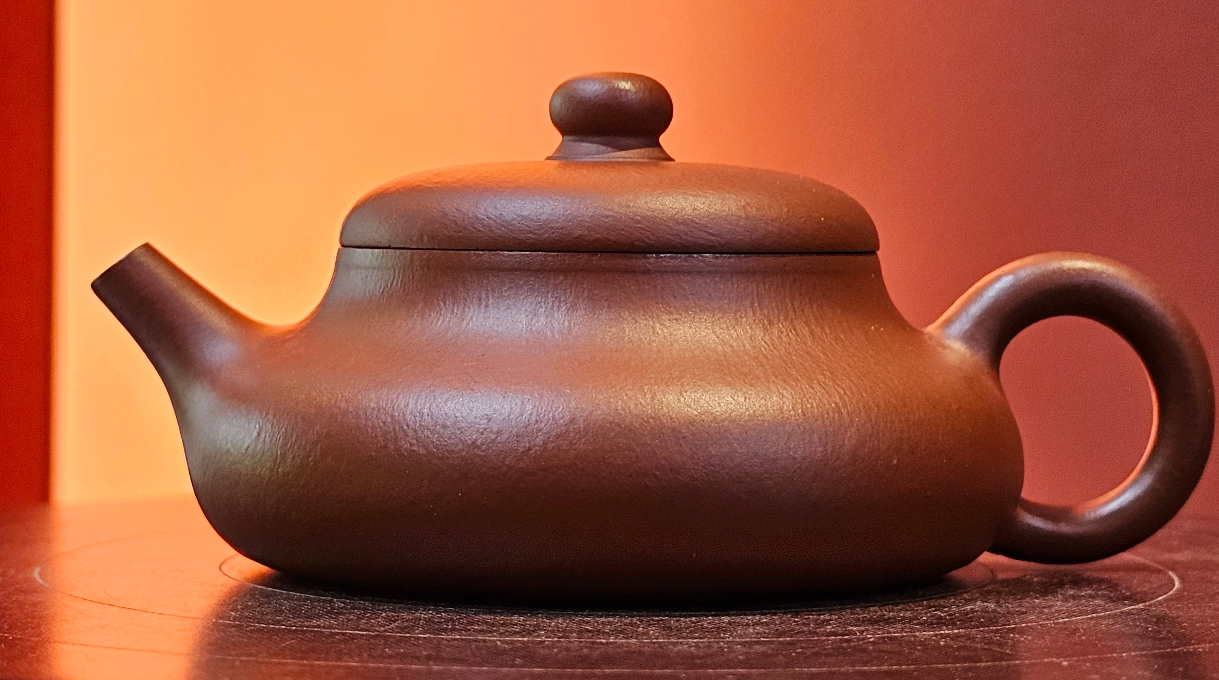 Jing Le 静乐 ~ "Quiet happiness", 79.8ml, Xiao Mei Yao Zhu Ni 小煤窑朱泥, by our Collaborative Craftsman Wang Xing 王兴 ~ Congratulations!to Mr J.T.! 1415hrs 1st Dec 2025, Fargo! ND!