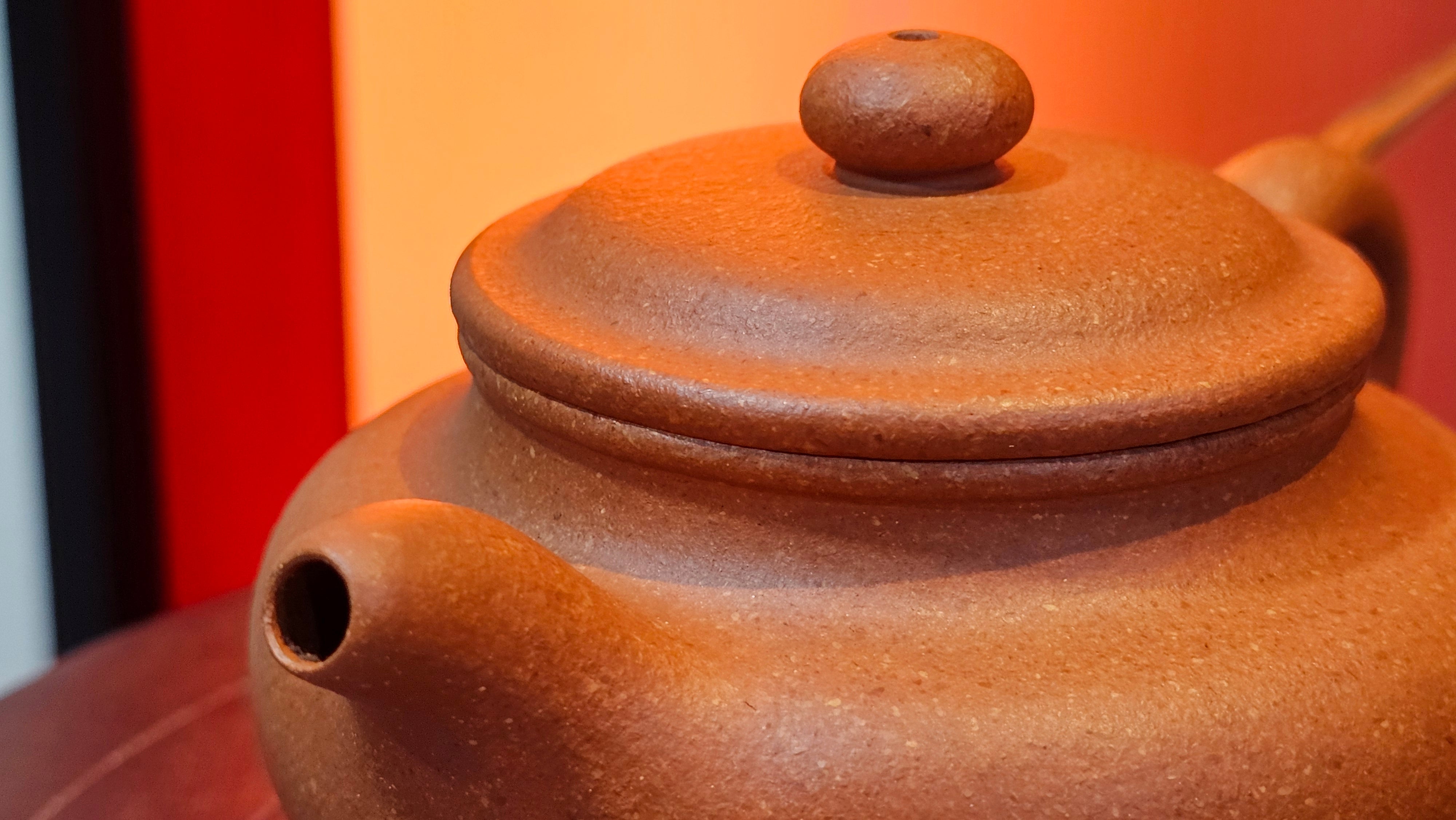 Fang Gu 仿古, 204.6ml, Huang Jiang Po Ni 黄降坡泥, by Craftsman Chen Fa Chu 陈法初 ~ Congratulations!to Prof H.T.! 1330hrs 1st Dec 2025, Venice! CA!