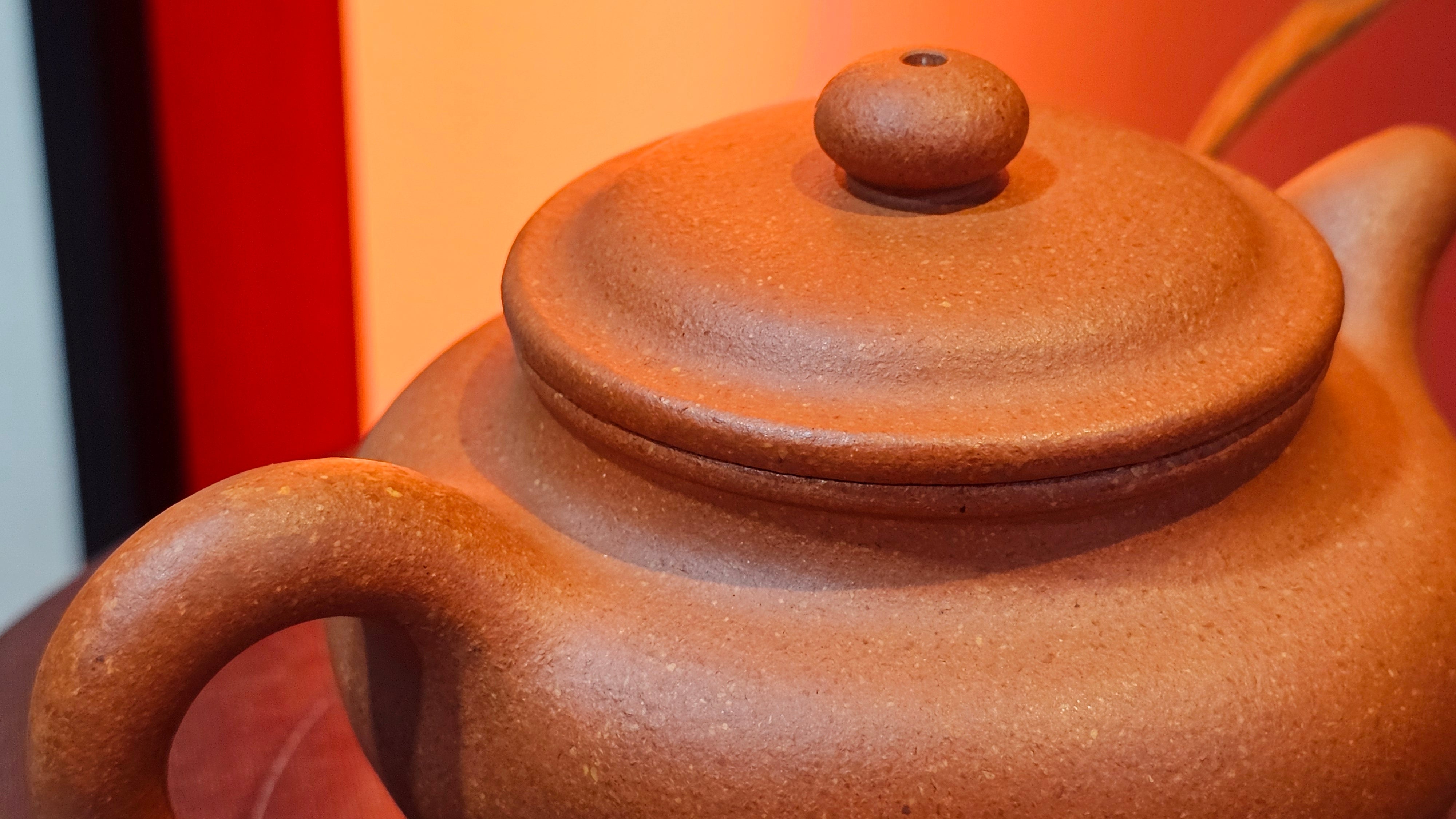 Fang Gu 仿古, 204.6ml, Huang Jiang Po Ni 黄降坡泥, by Craftsman Chen Fa Chu 陈法初 ~ Congratulations!to Prof H.T.! 1330hrs 1st Dec 2025, Venice! CA!