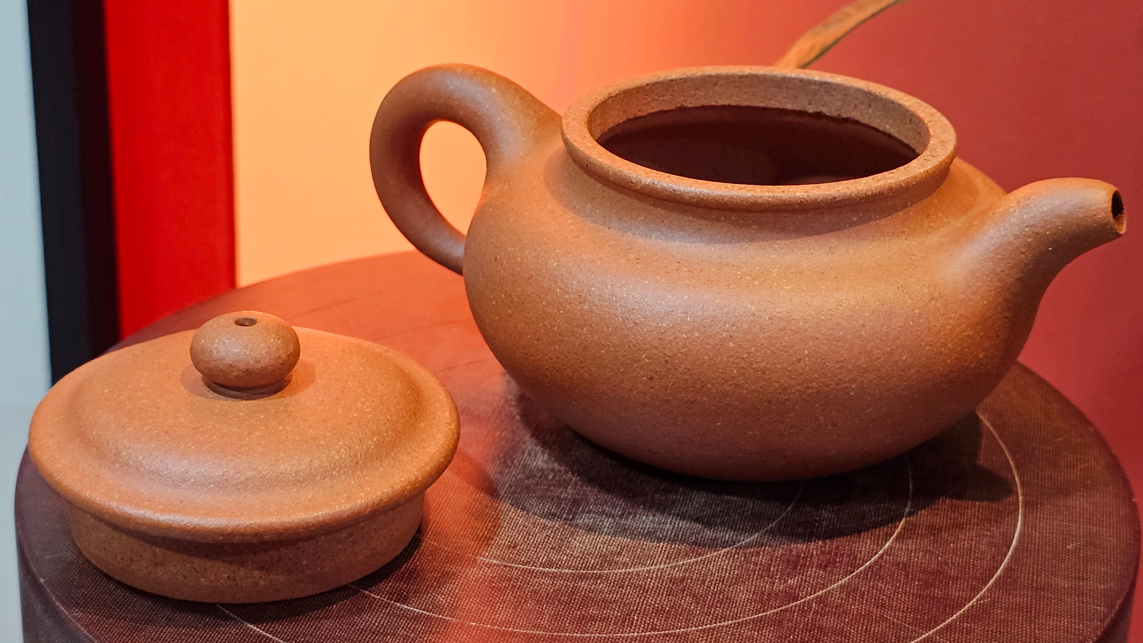 Fang Gu 仿古, 204.6ml, Huang Jiang Po Ni 黄降坡泥, by Craftsman Chen Fa Chu 陈法初 ~ Congratulations!to Prof H.T.! 1330hrs 1st Dec 2025, Venice! CA!