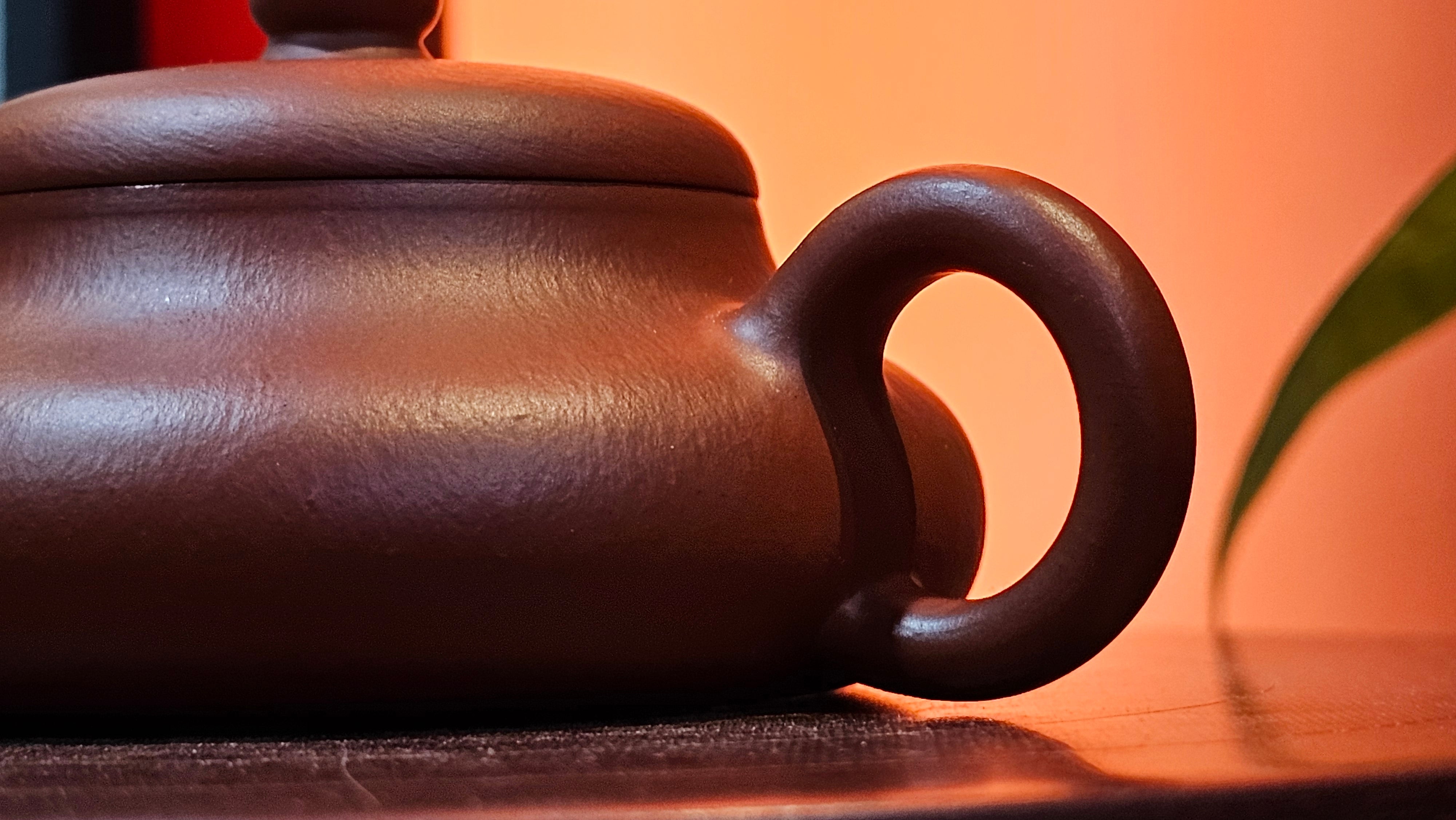 Jing Le 静乐 ~ "Quiet happiness", 79.8ml, Xiao Mei Yao Zhu Ni 小煤窑朱泥, by our Collaborative Craftsman Wang Xing 王兴 ~ Congratulations!to Mr J.T.! 1415hrs 1st Dec 2025, Fargo! ND!