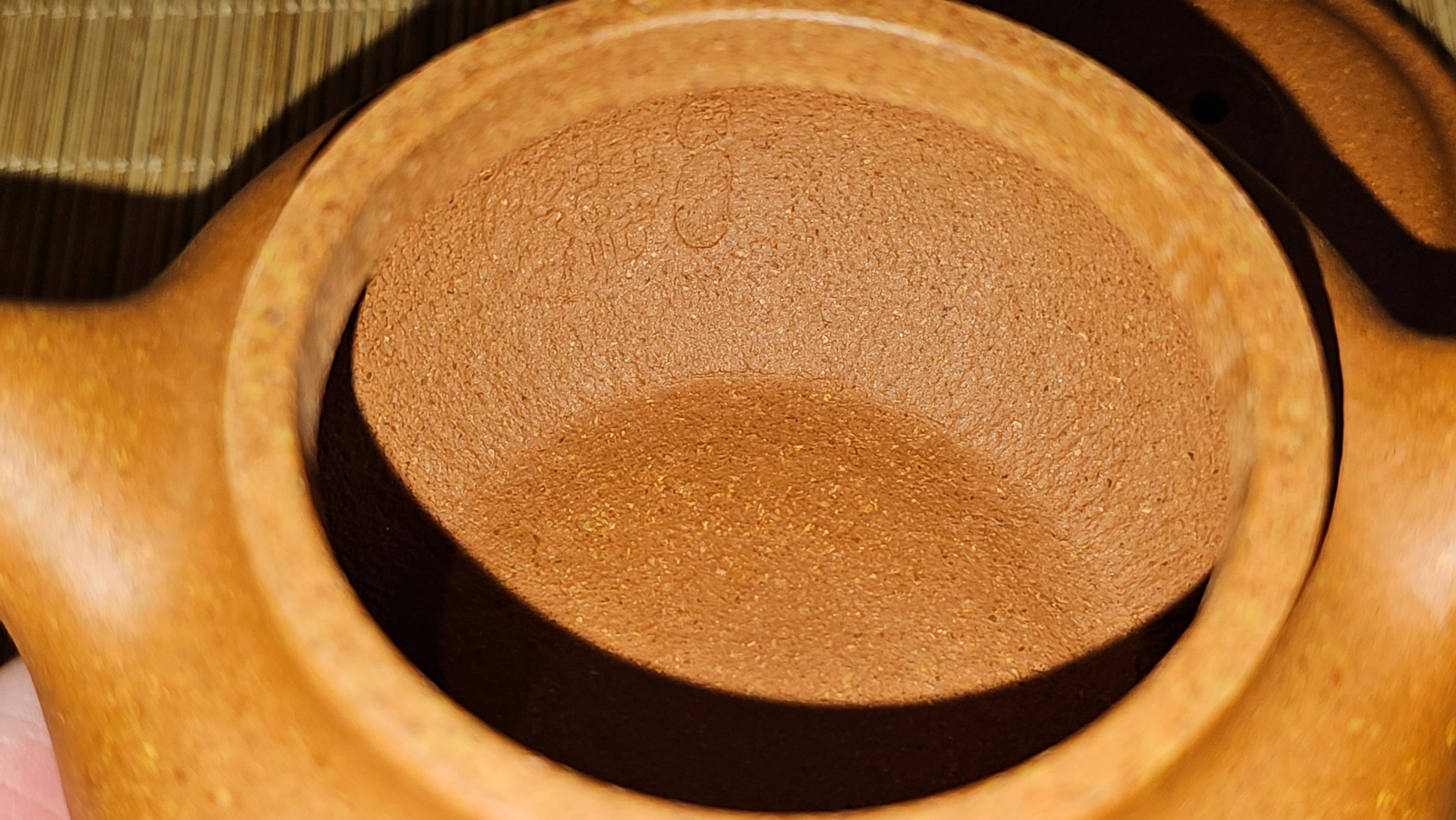 Fang Gu 仿古, 204.6ml, Huang Jiang Po Ni 黄降坡泥, by Craftsman Chen Fa Chu 陈法初 ~ Congratulations!to Prof H.T.! 1330hrs 1st Dec 2025, Venice! CA!